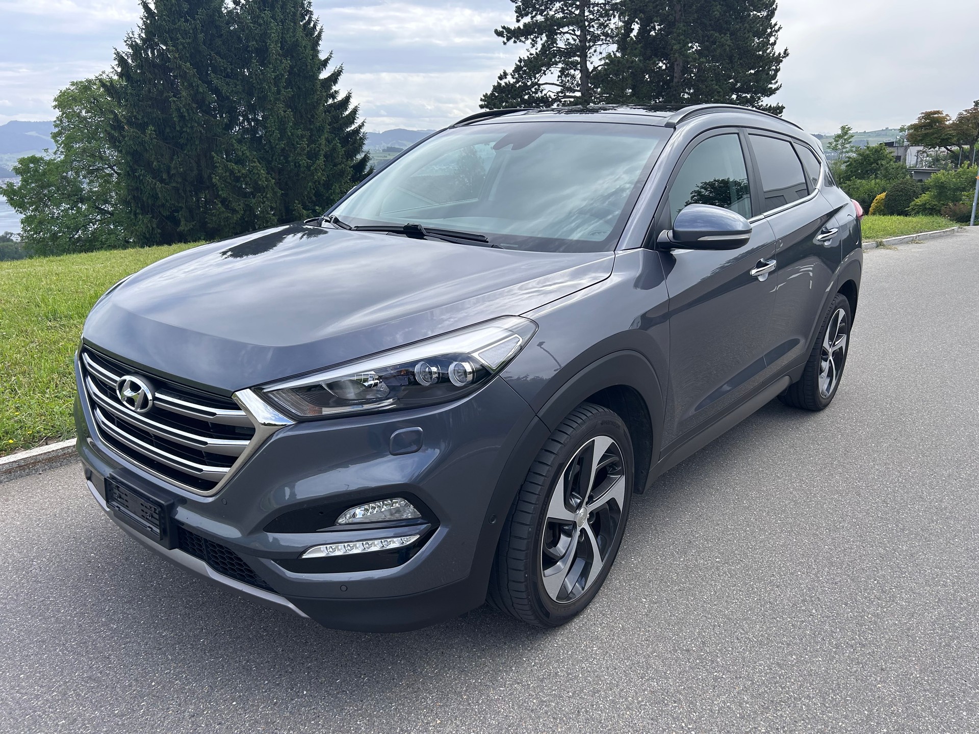 HYUNDAI 2.0 CRDi 185 Vertex 4WD-image-2