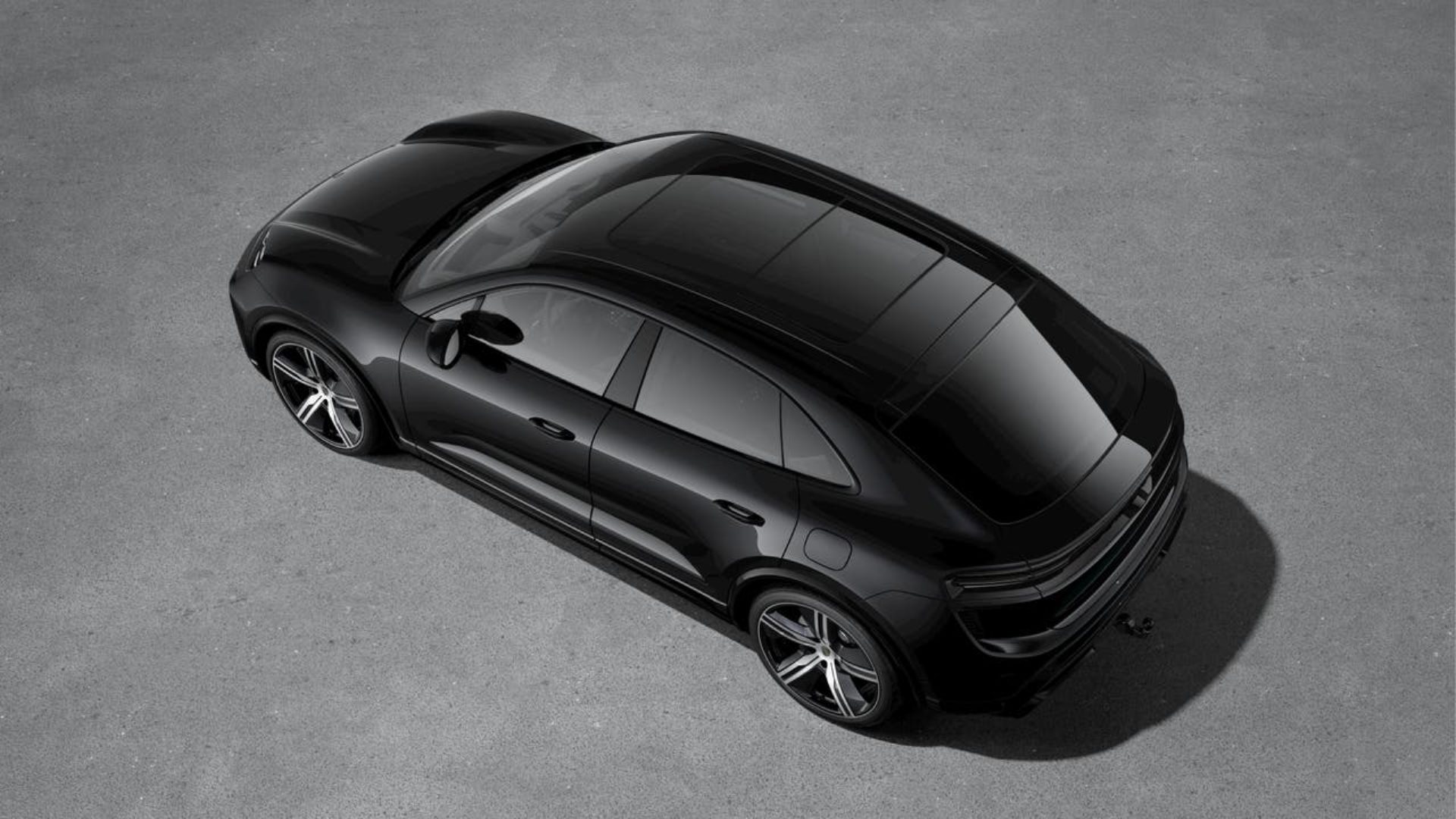 PORSCHE Macan Turbo-showroom-element-3