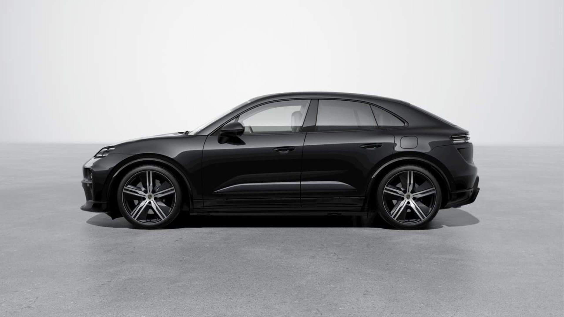 PORSCHE Macan Turbo-showroom-element-1
