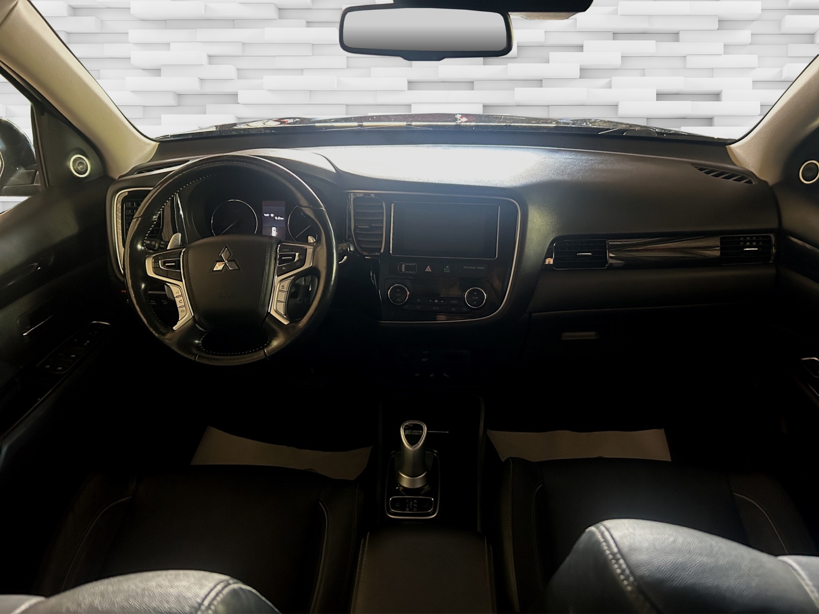 MITSUBISHI Outlander 2.0 PHEV Value 4WD Automatic-image-10