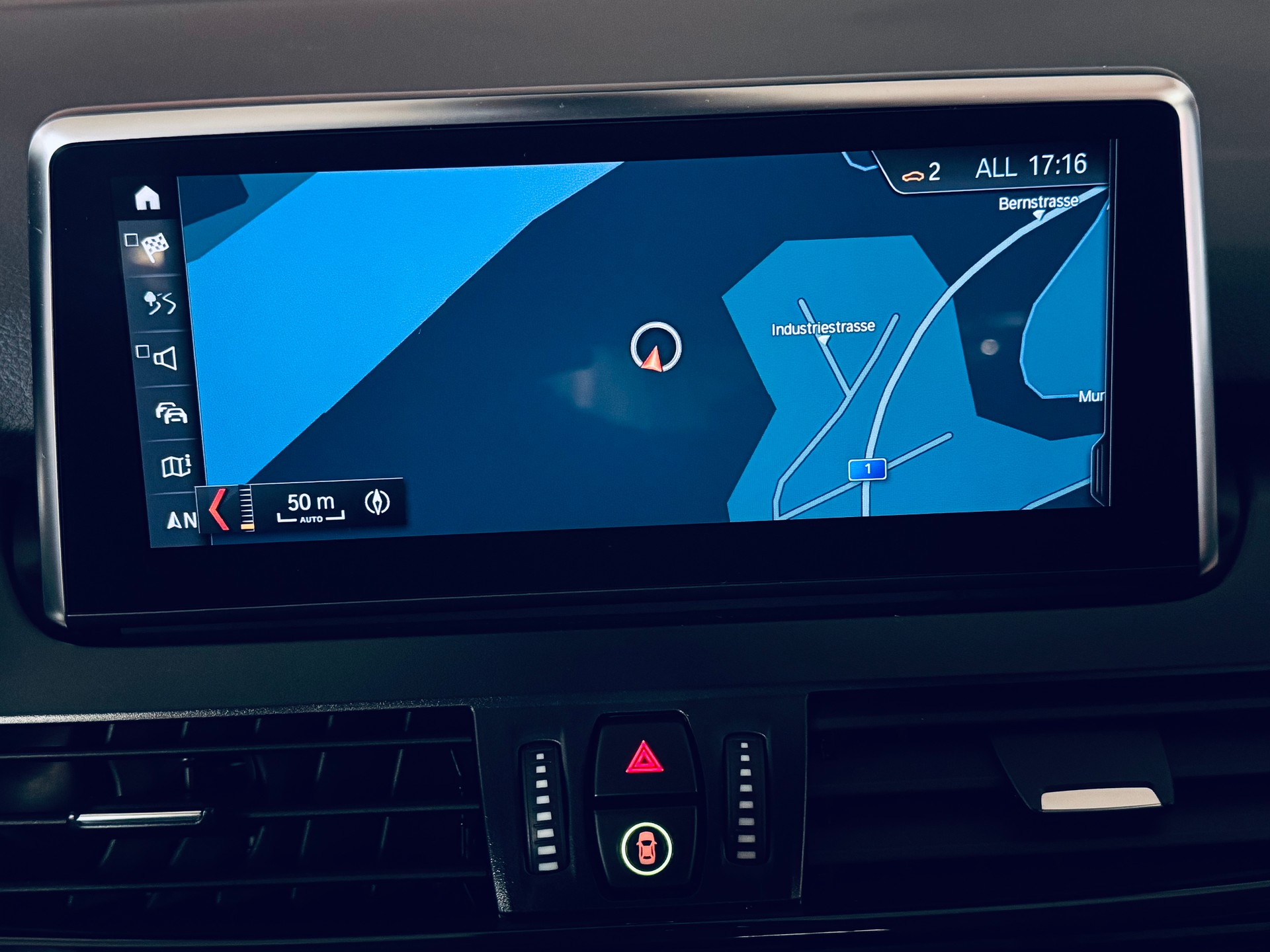 BMW 218d xDrive Gran Tourer Steptronic-image-21
