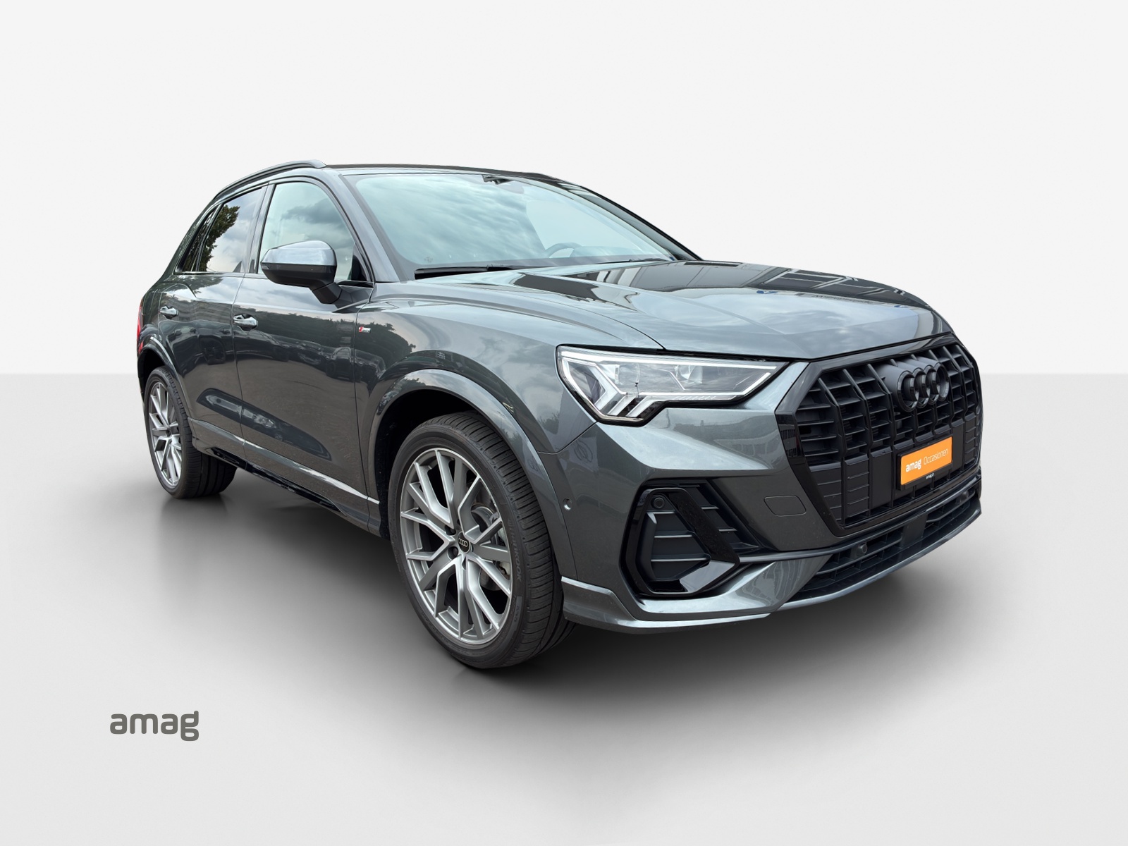 AUDI Q3 35 TFSI S line Attraction S-tronic-image-5