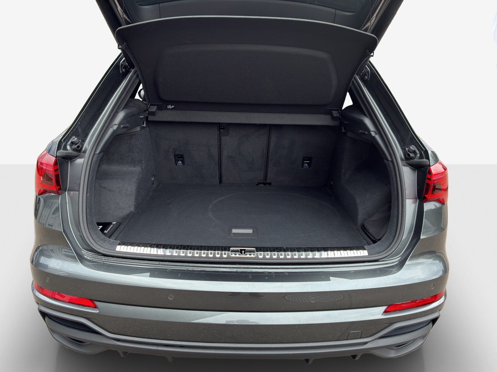 AUDI Q3 35 TFSI S line Attraction S-tronic-image-12