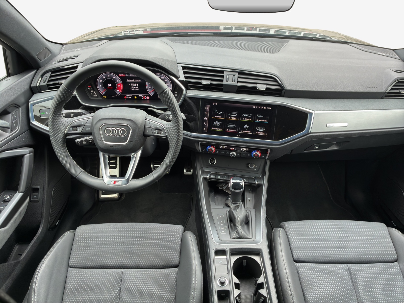 AUDI Q3 35 TFSI S line Attraction S-tronic-image-8
