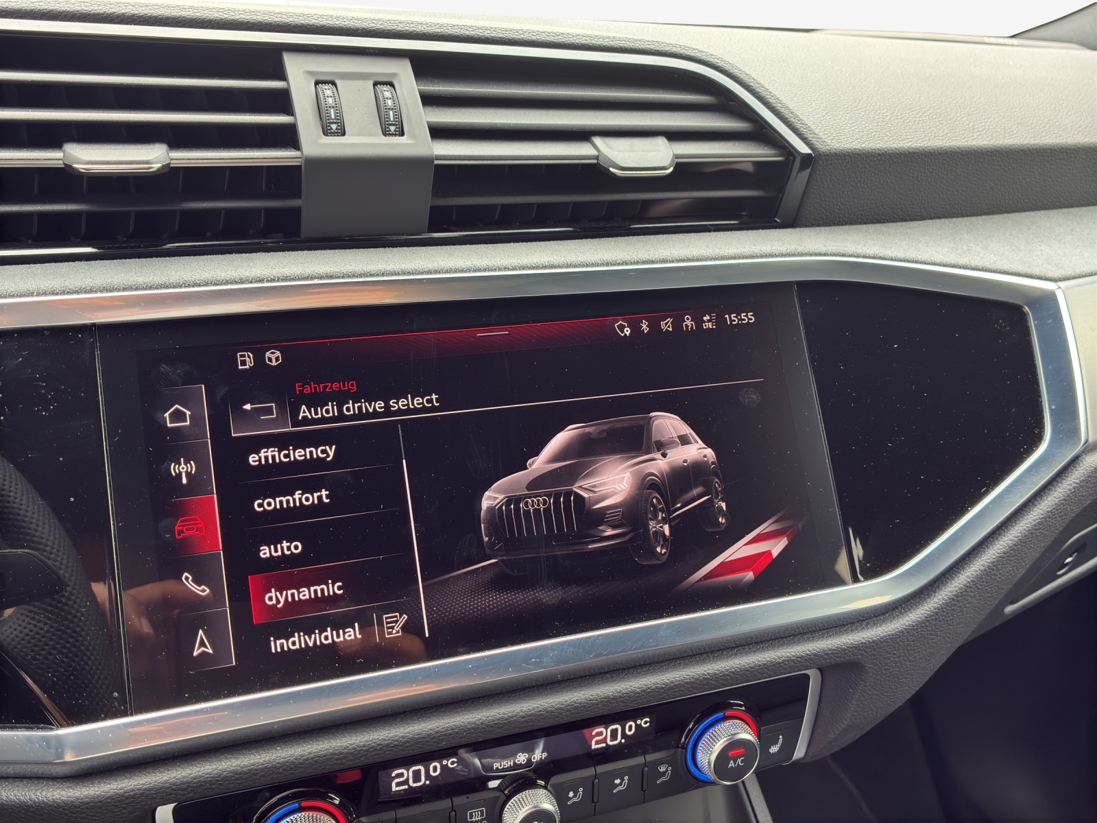 AUDI Q3 35 TFSI S line Attraction S-tronic-image-13