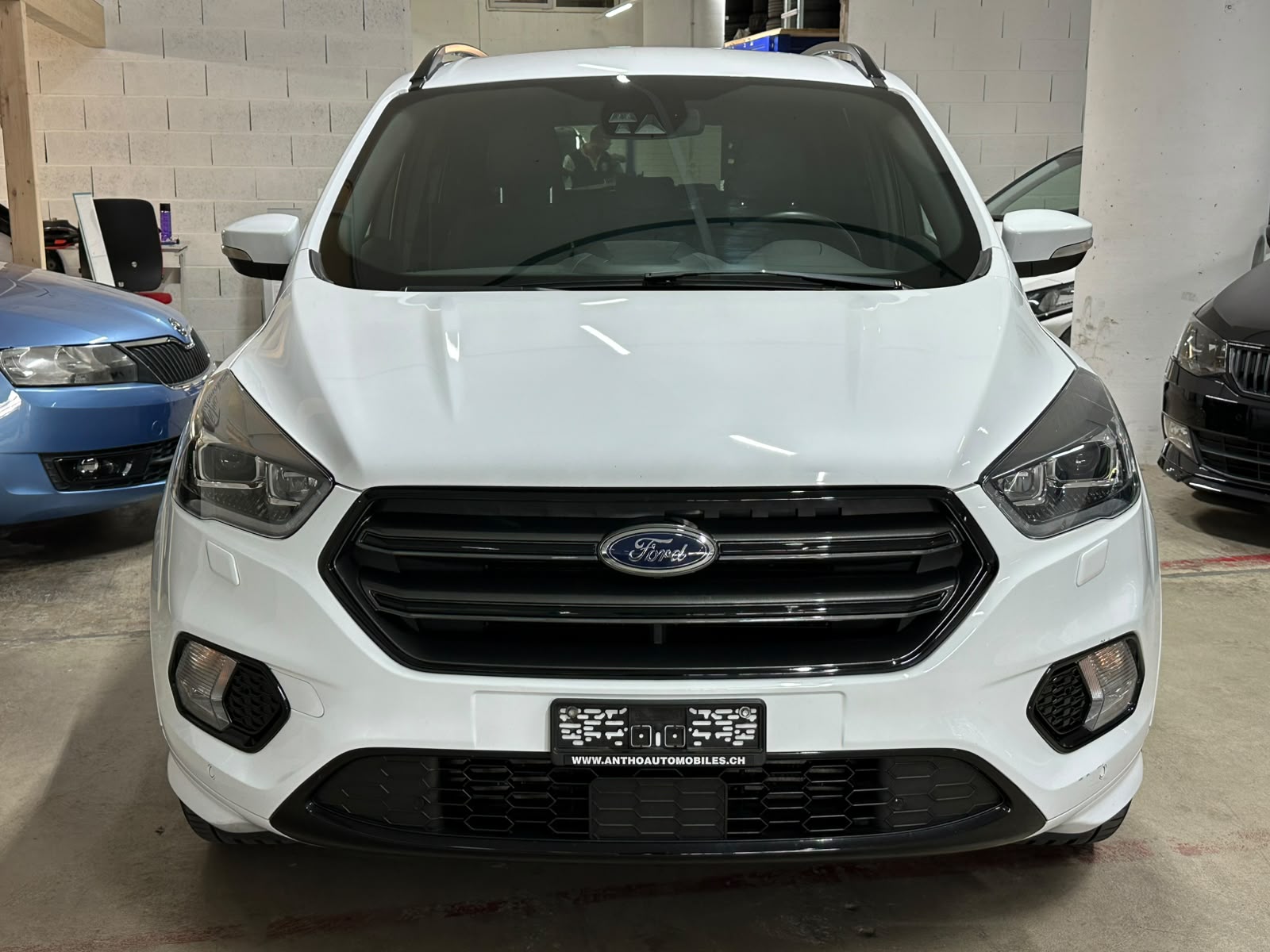FORD Kuga 2.0 TDCi ST Line High 4WD PowerShift-image-2