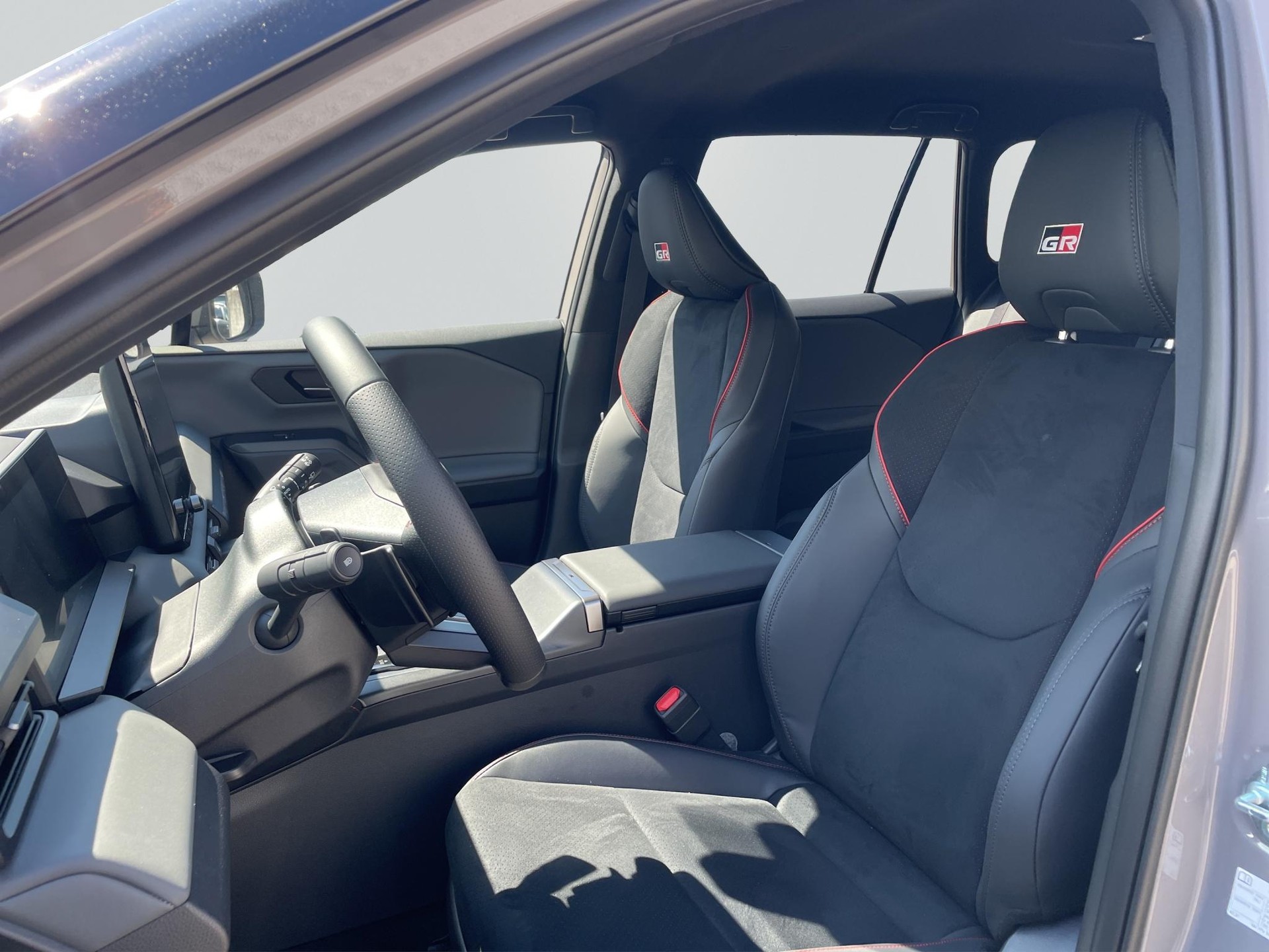 TOYOTA RAV4 2.5 Plug-In-Hybrid GR Sport-image-9