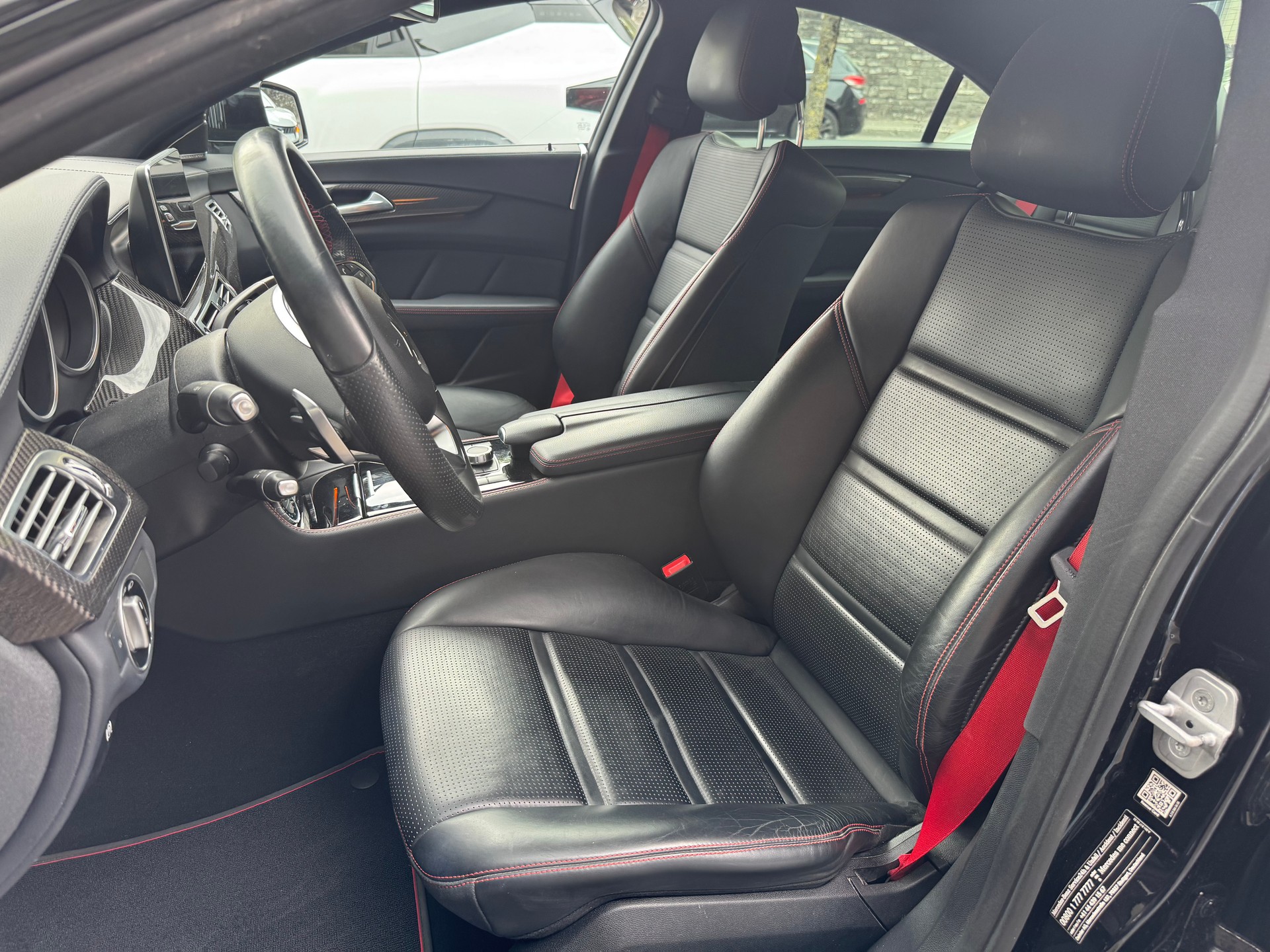 MERCEDES-BENZ CLS 500 4Matic 9G-Tronic-image-13