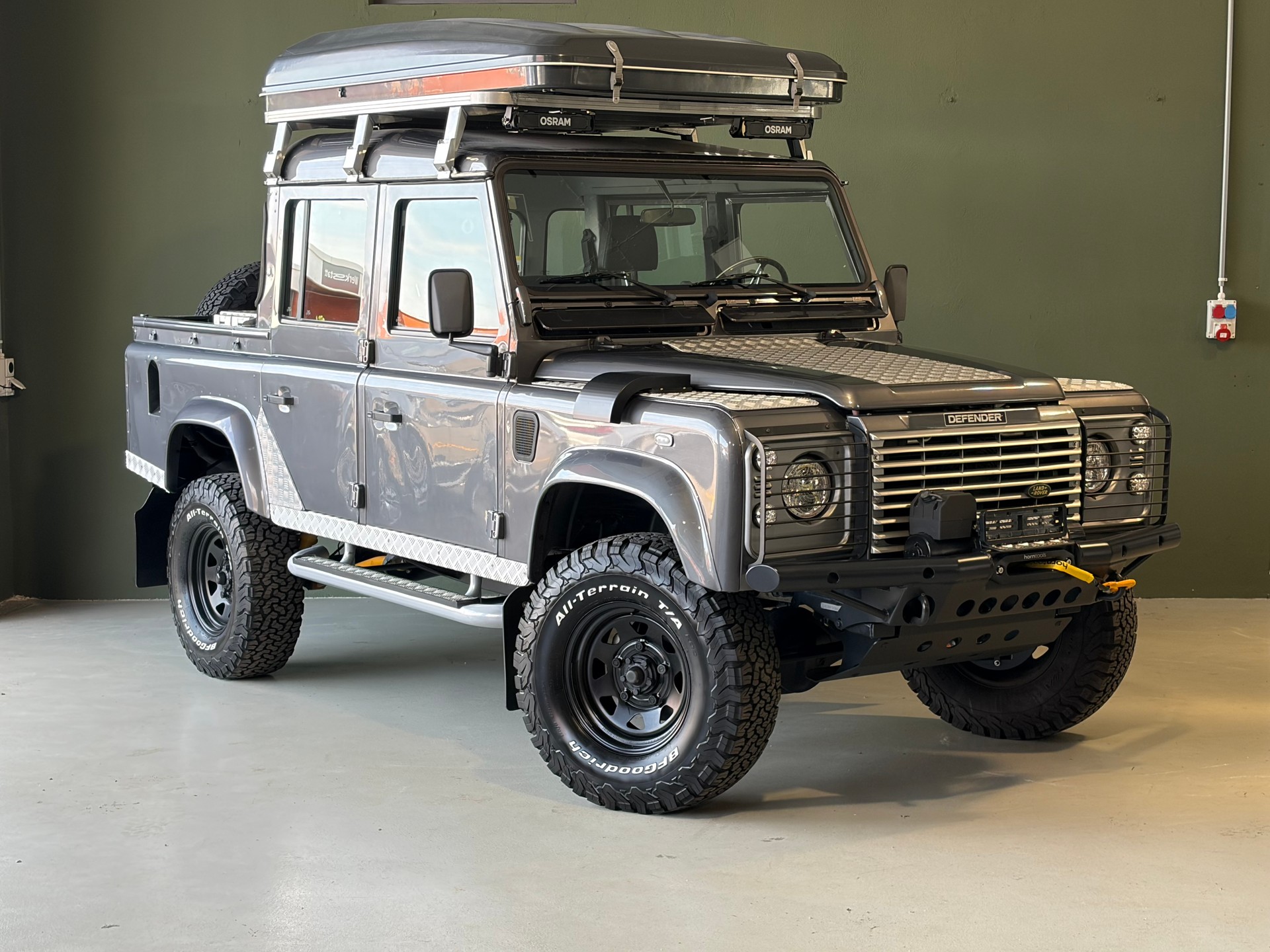 LAND ROVER Defender 110 2.5Td5 *CH-Fahrzeug*MFK 12.2025*-image-3