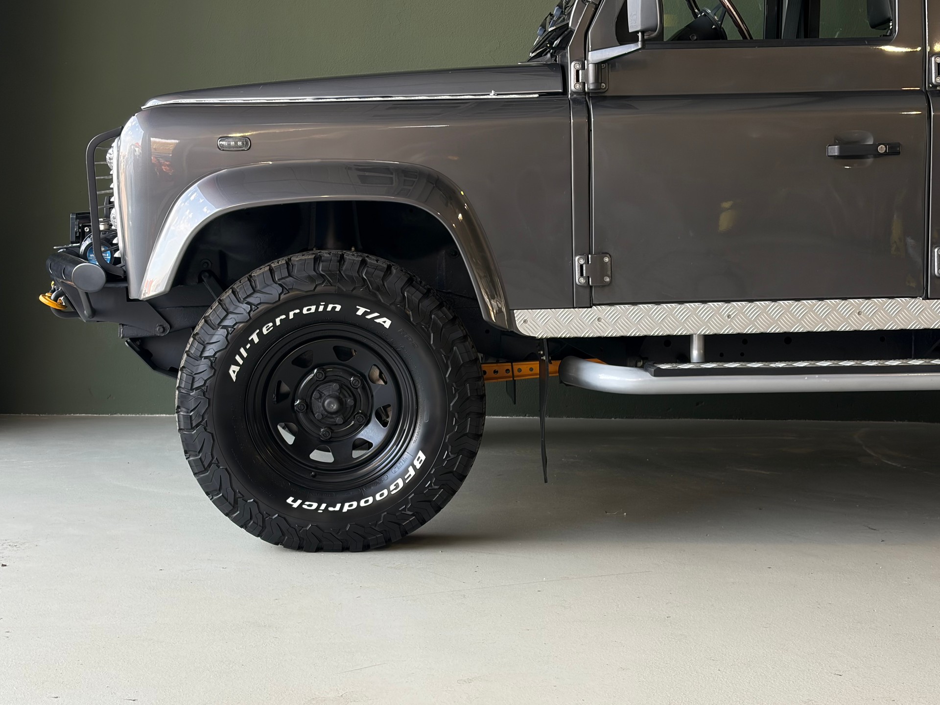 LAND ROVER Defender 110 2.5Td5 *CH-Fahrzeug*MFK 12.2025*-image-26
