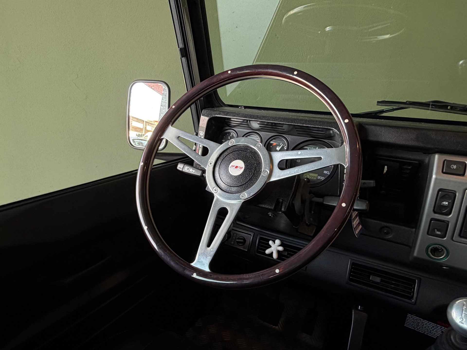 LAND ROVER Defender 110 2.5Td5 *CH-Fahrzeug*MFK 12.2025*-image-10