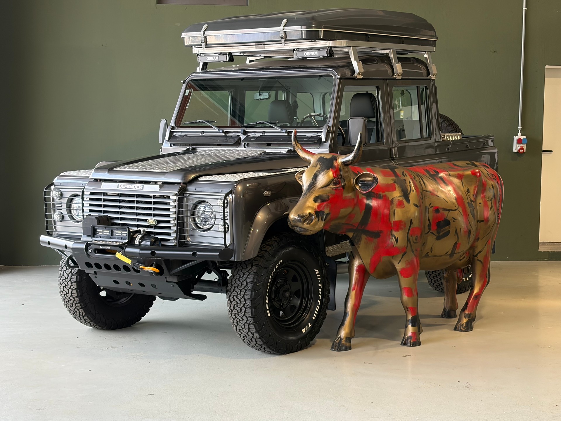 LAND ROVER Defender 110 2.5Td5 *CH-Fahrzeug*MFK 12.2025*-image-0