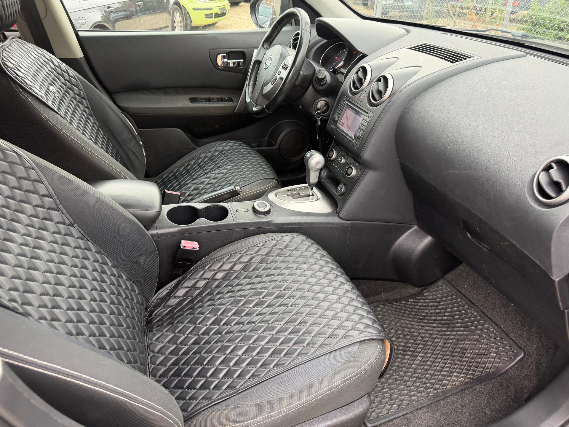 NISSAN Qashqai 2.0 4WD tekna-image-6