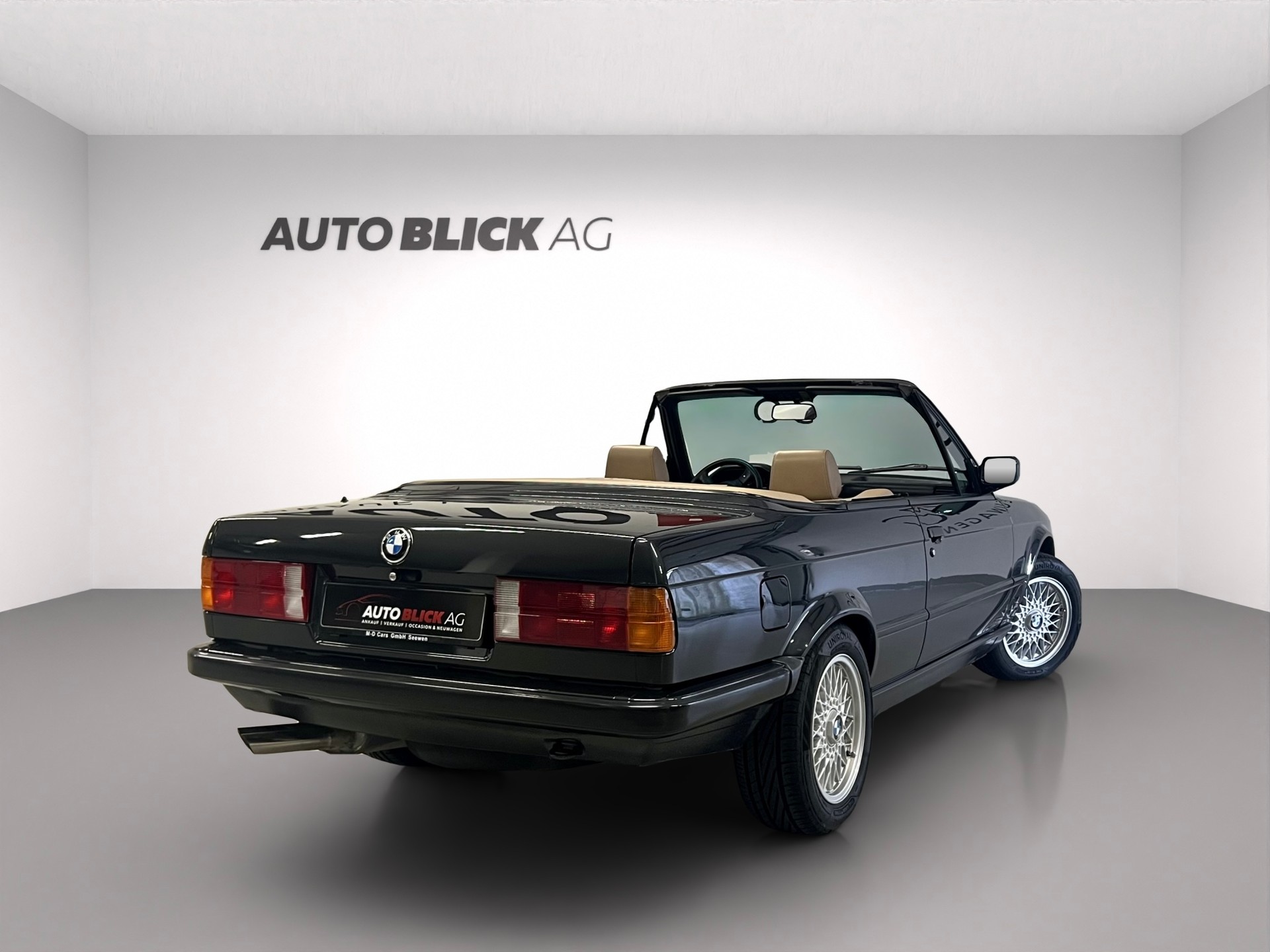 BMW 325i Cabrio-image-5