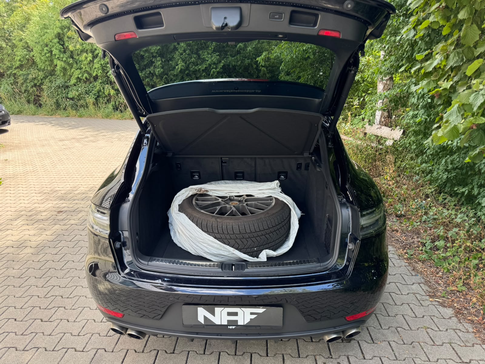 PORSCHE Macan S PDK-image-15