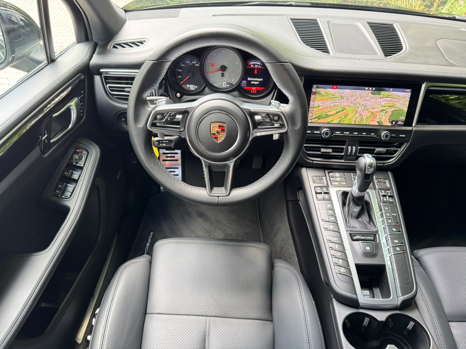 PORSCHE Macan S PDK-image-21