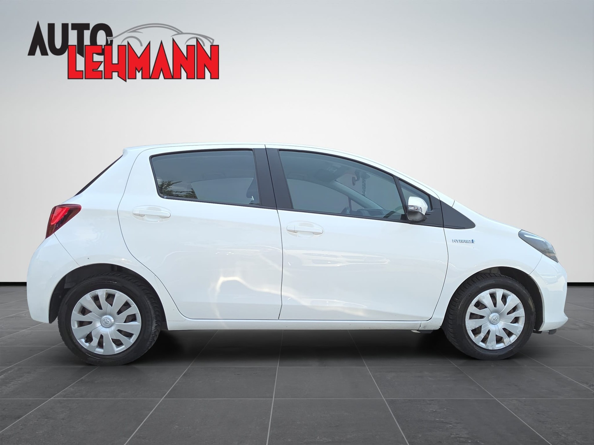 TOYOTA Yaris 1.5 VVT-i Hybrid Style e-CVT-image-5