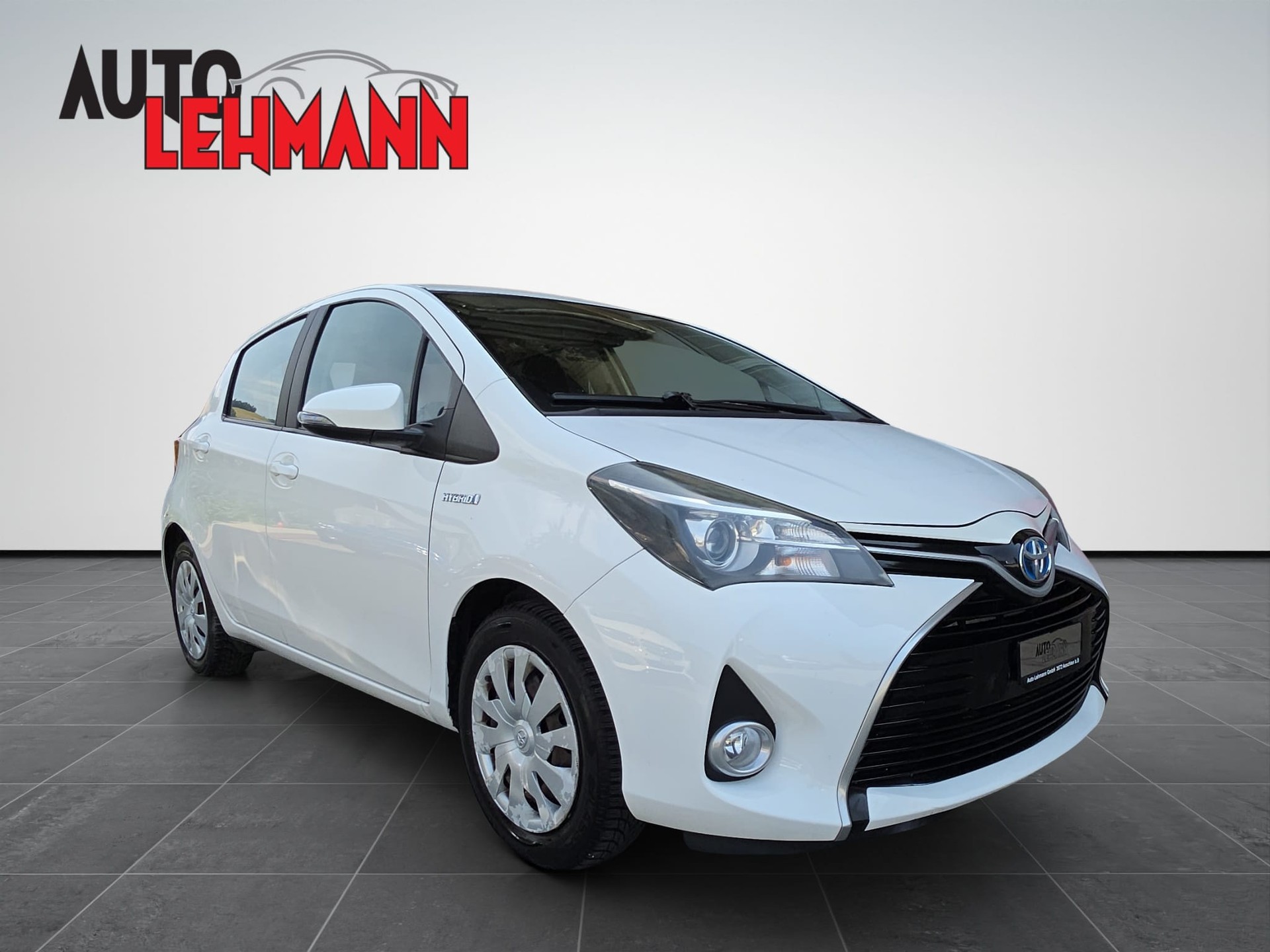 TOYOTA Yaris 1.5 VVT-i Hybrid Style e-CVT-image-2