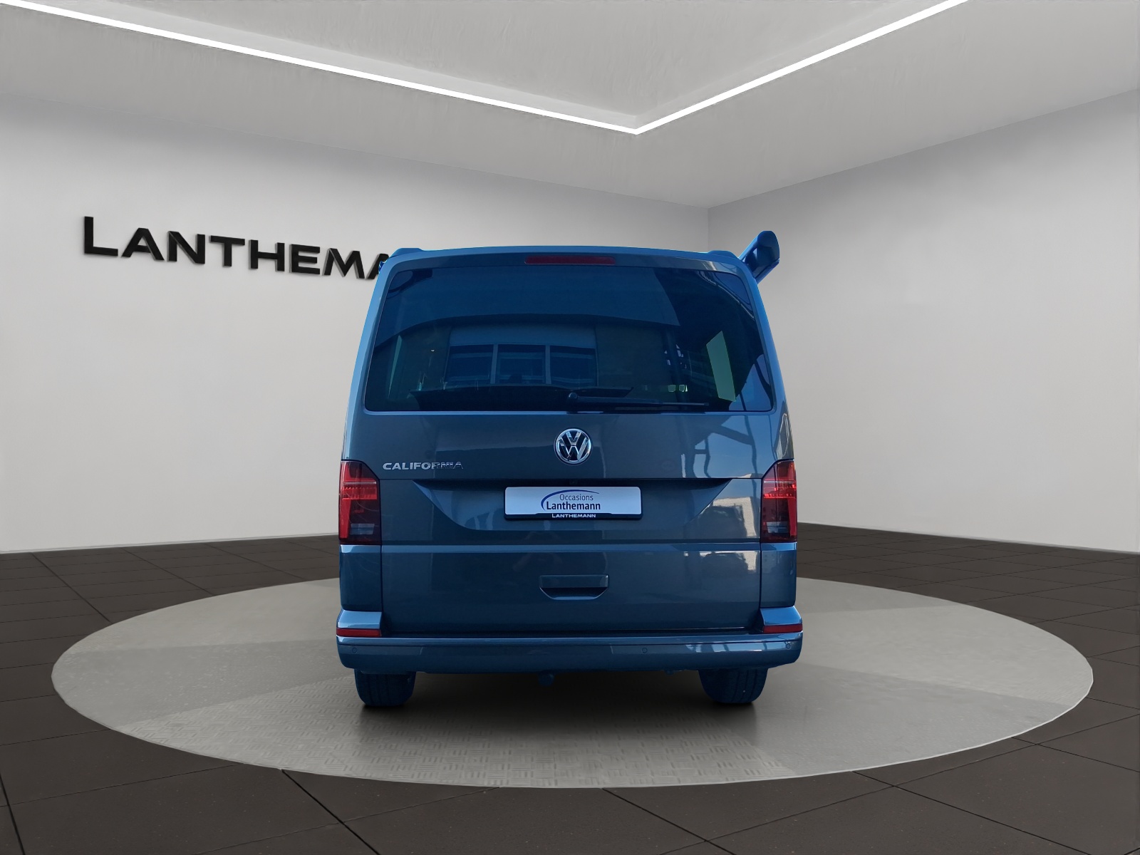 VW T6.1 California 2.0 TDI Beach DSG-image-3