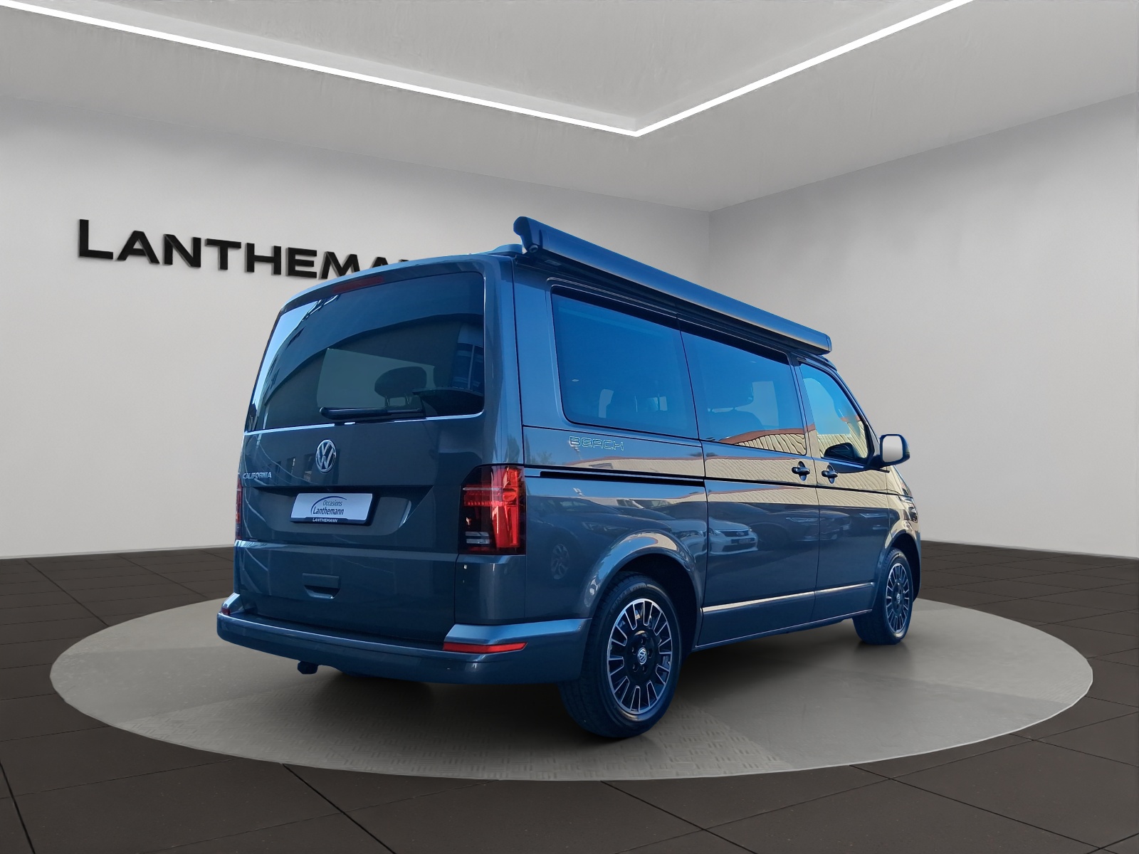 VW T6.1 California 2.0 TDI Beach DSG-image-4