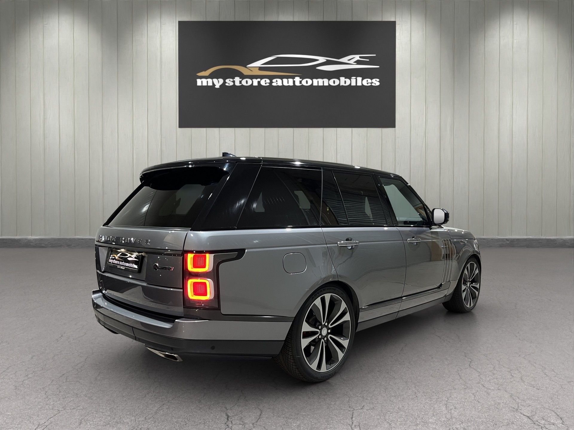 LAND ROVER Range Rover LWB 5.0 V8 S/C SV AB Automatic-image-7