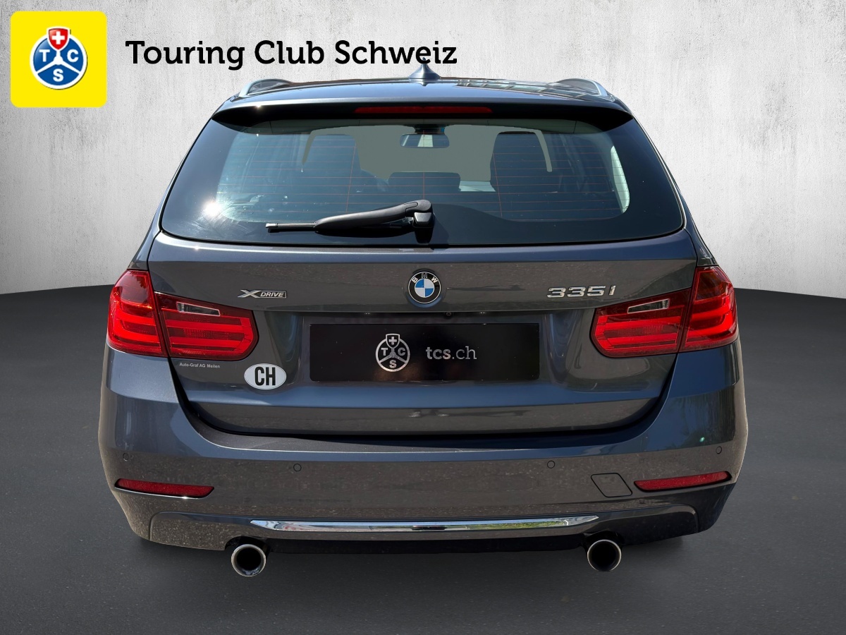 BMW 335i xDrive Touring Luxury Line Steptronic-image-3