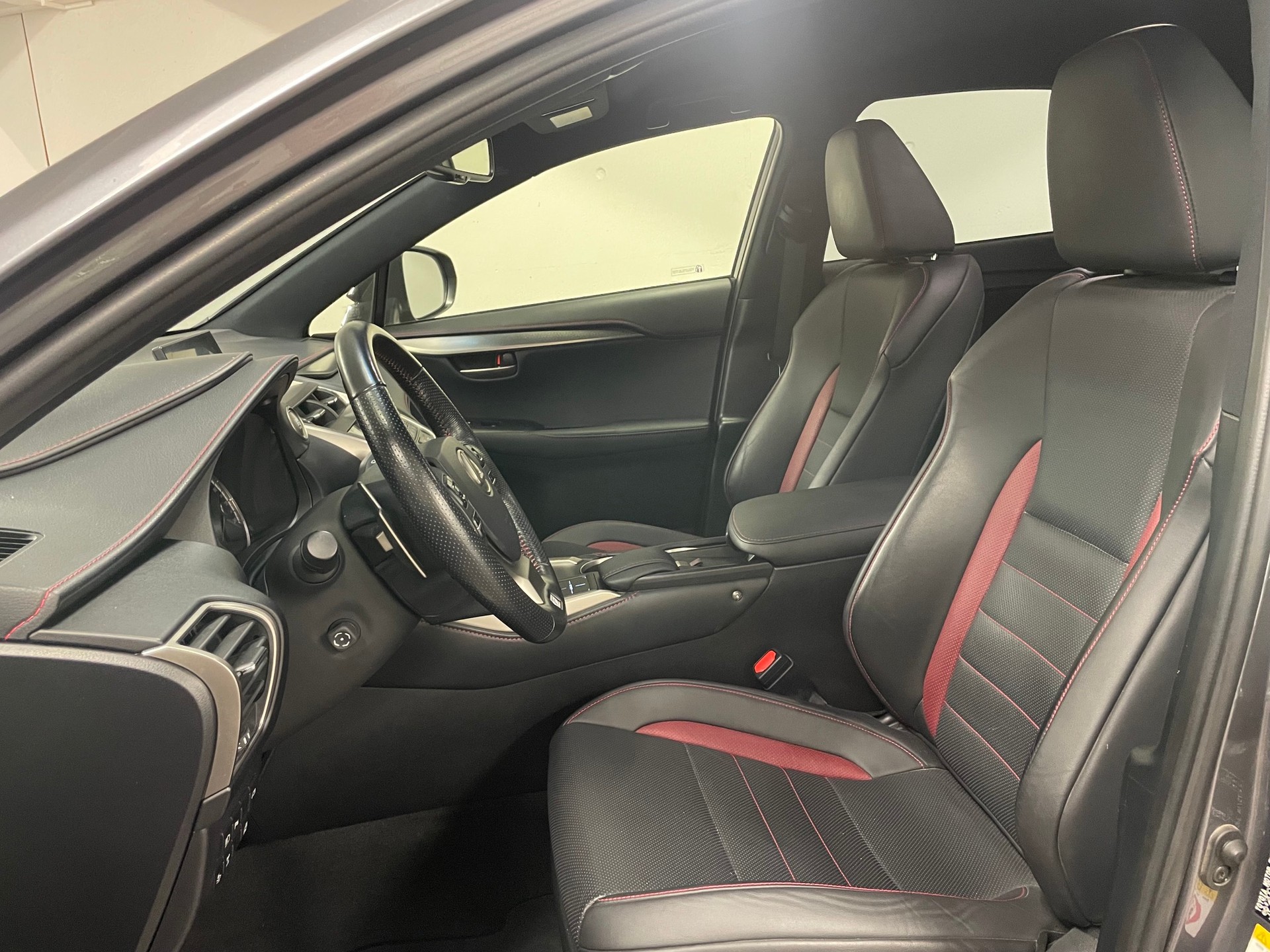 LEXUS NX 200t F-Sport AWD Automatic-image-8