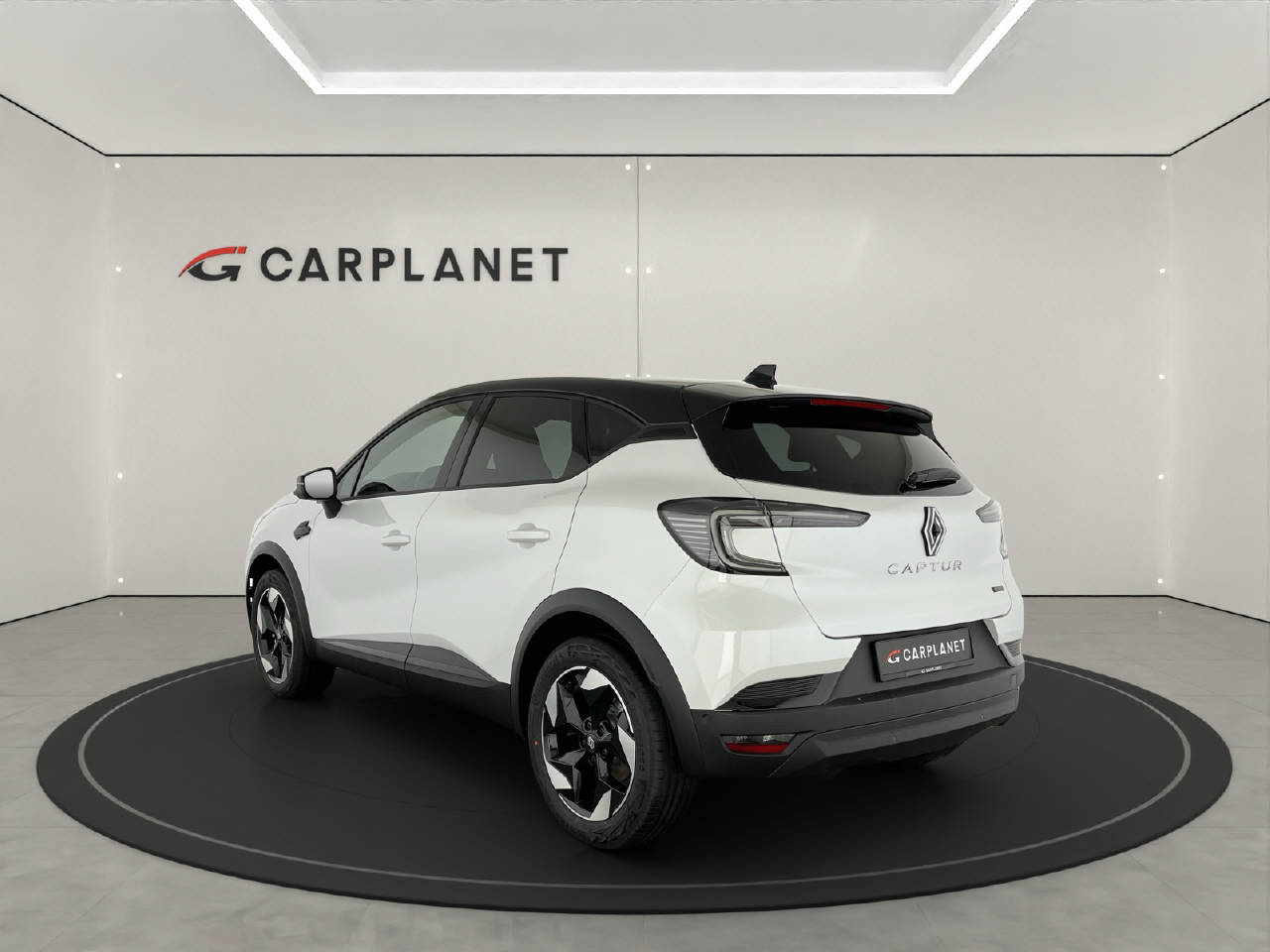RENAULT Captur 1.8 E-Tech techno-image-2