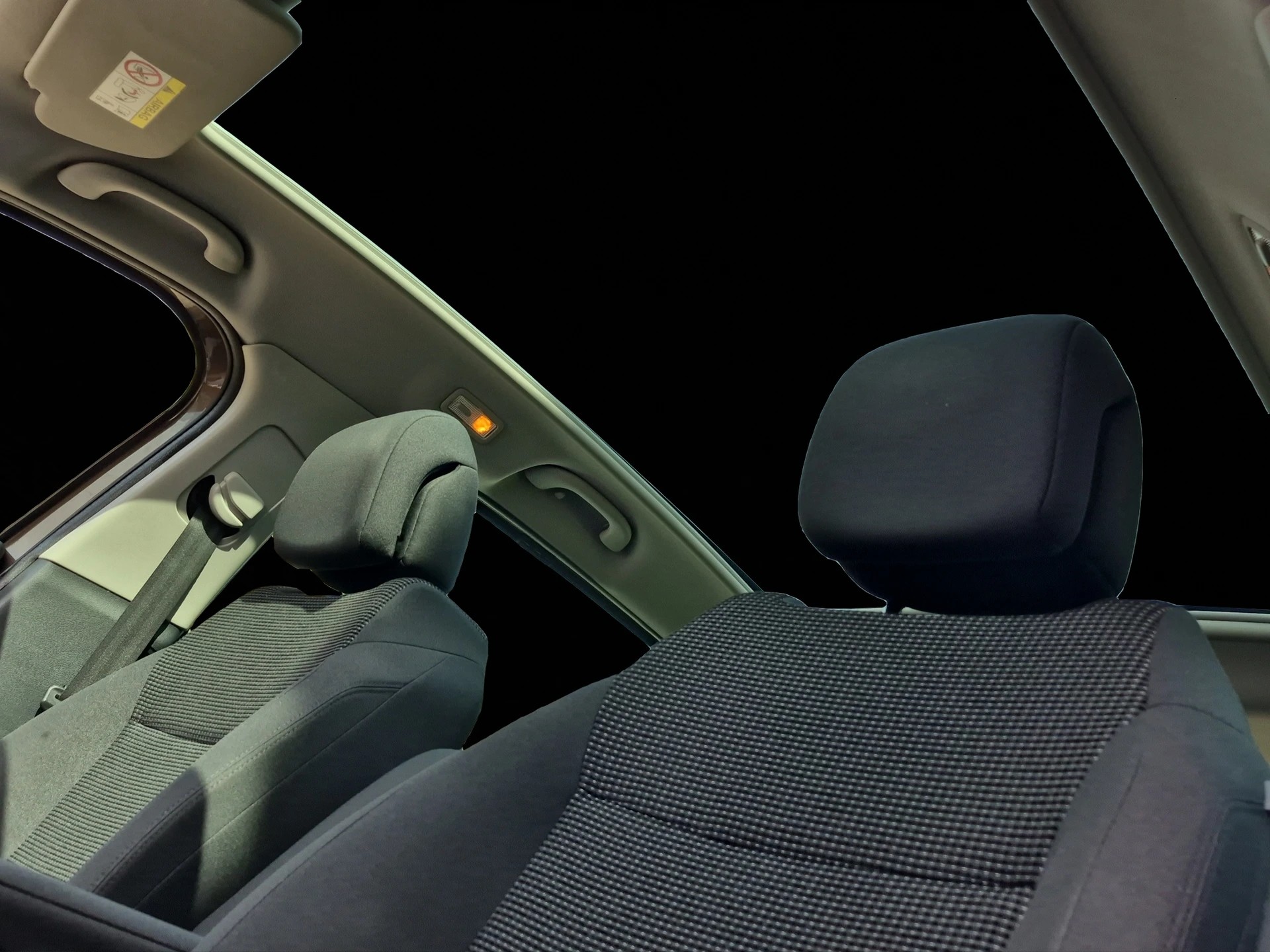 PEUGEOT 5008 1.6 16V T Active Tiptronic 7-Plätzer-image-13