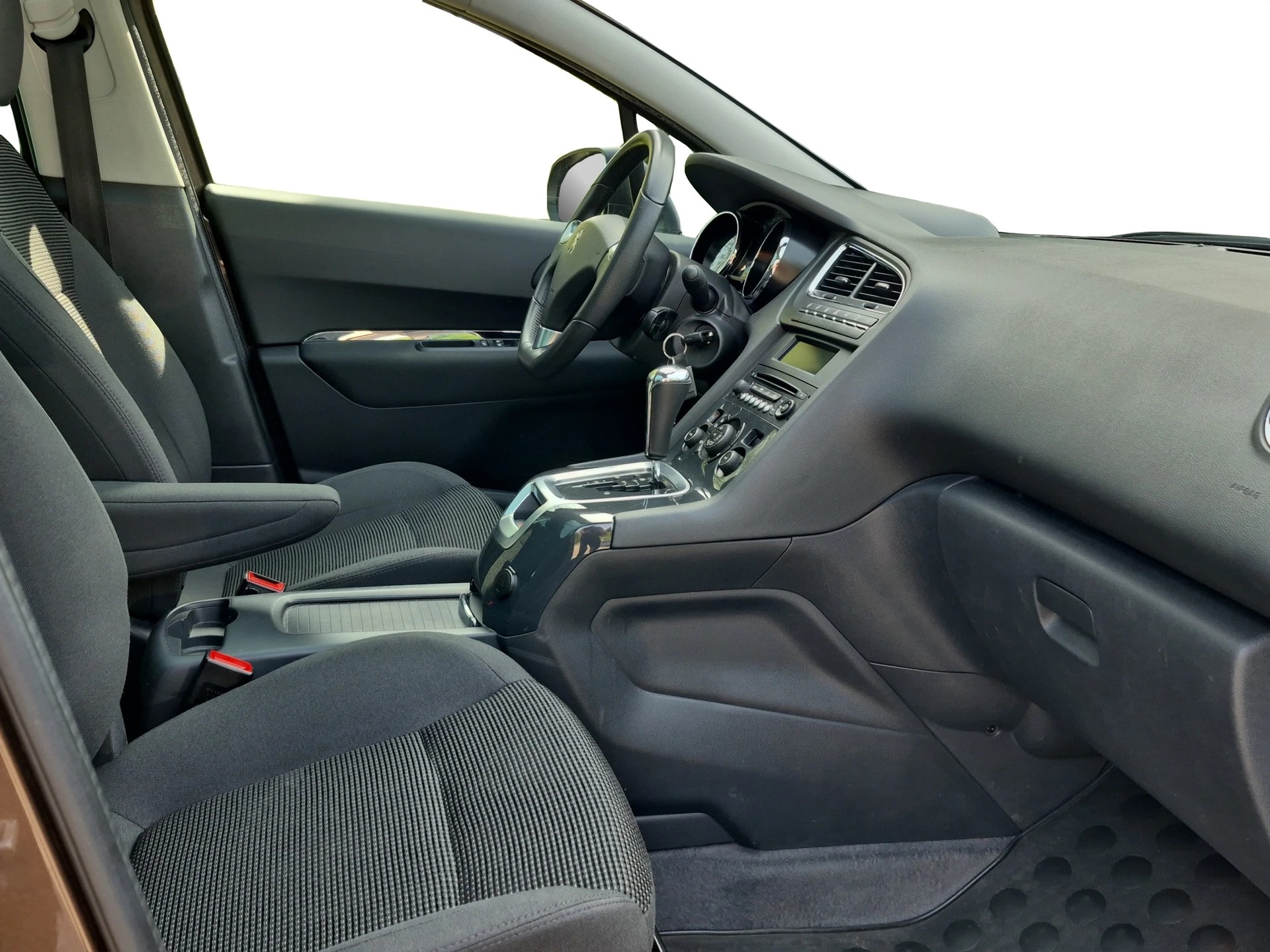 PEUGEOT 5008 1.6 16V T Active Tiptronic 7-Plätzer-image-6