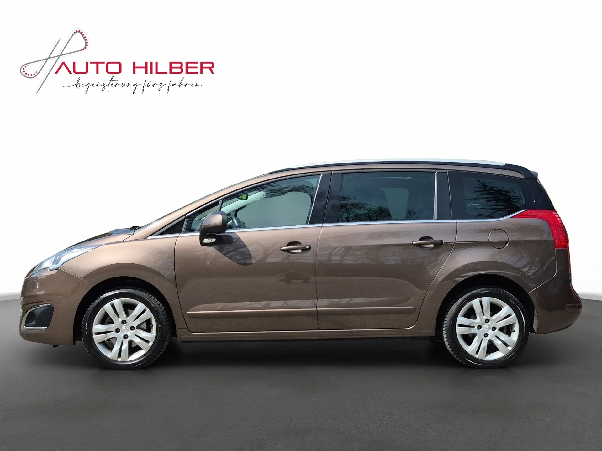 PEUGEOT 5008 1.6 16V T Active Tiptronic 7-Plätzer-image-2