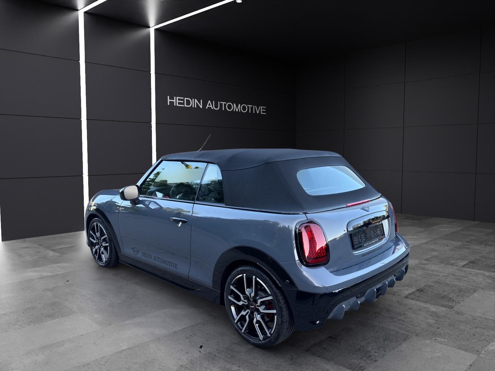 MINI Cabrio F67 2.0i John Cooper Works-image-2