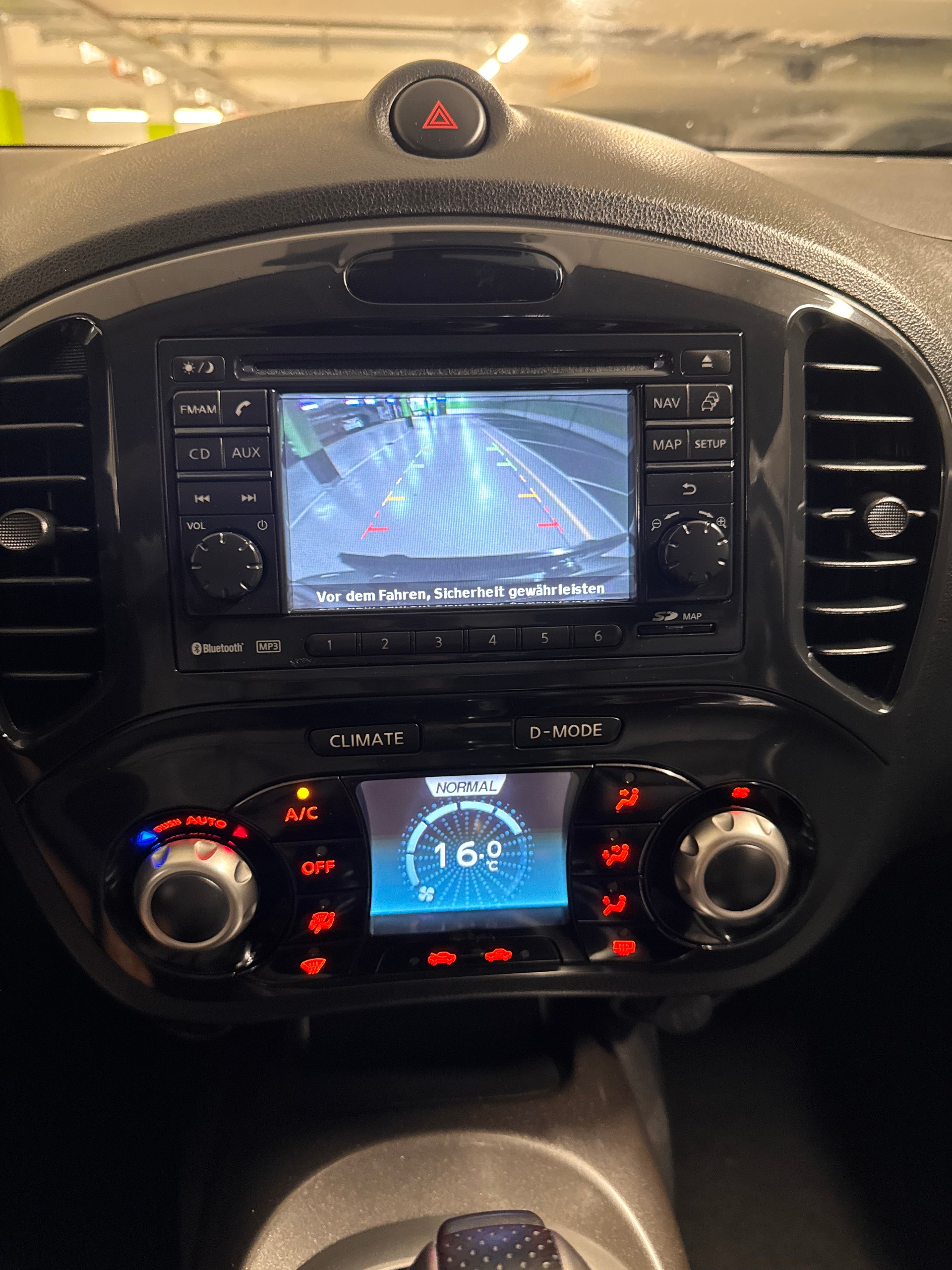 NISSAN Juke 1.6 DIG-T tekna 4x4 Xtronic M-CVT-image-13