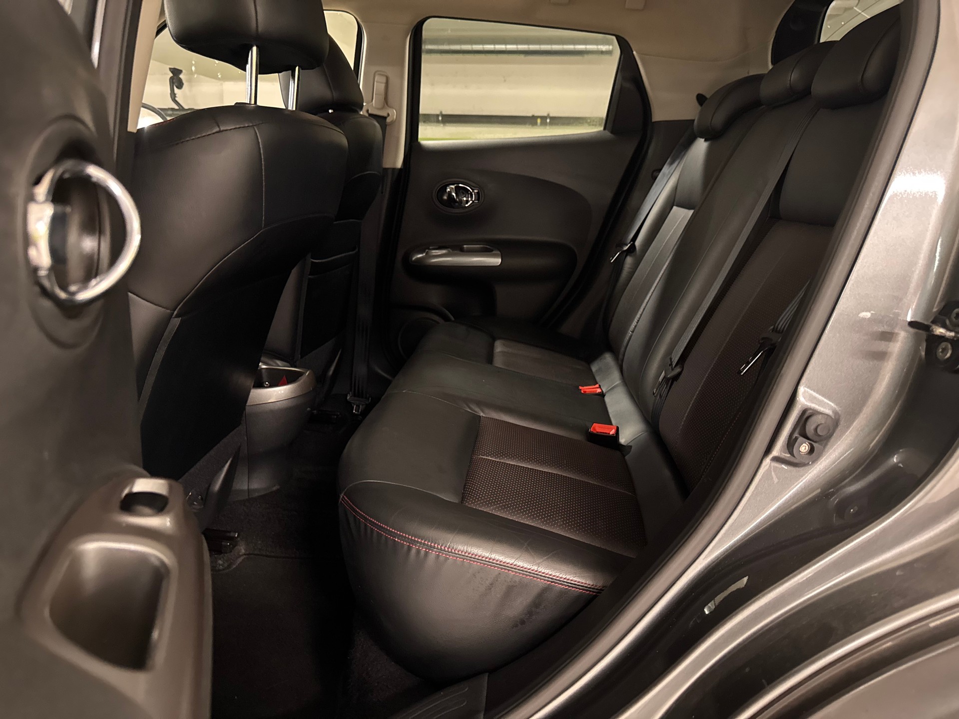 NISSAN Juke 1.6 DIG-T tekna 4x4 Xtronic M-CVT-image-9
