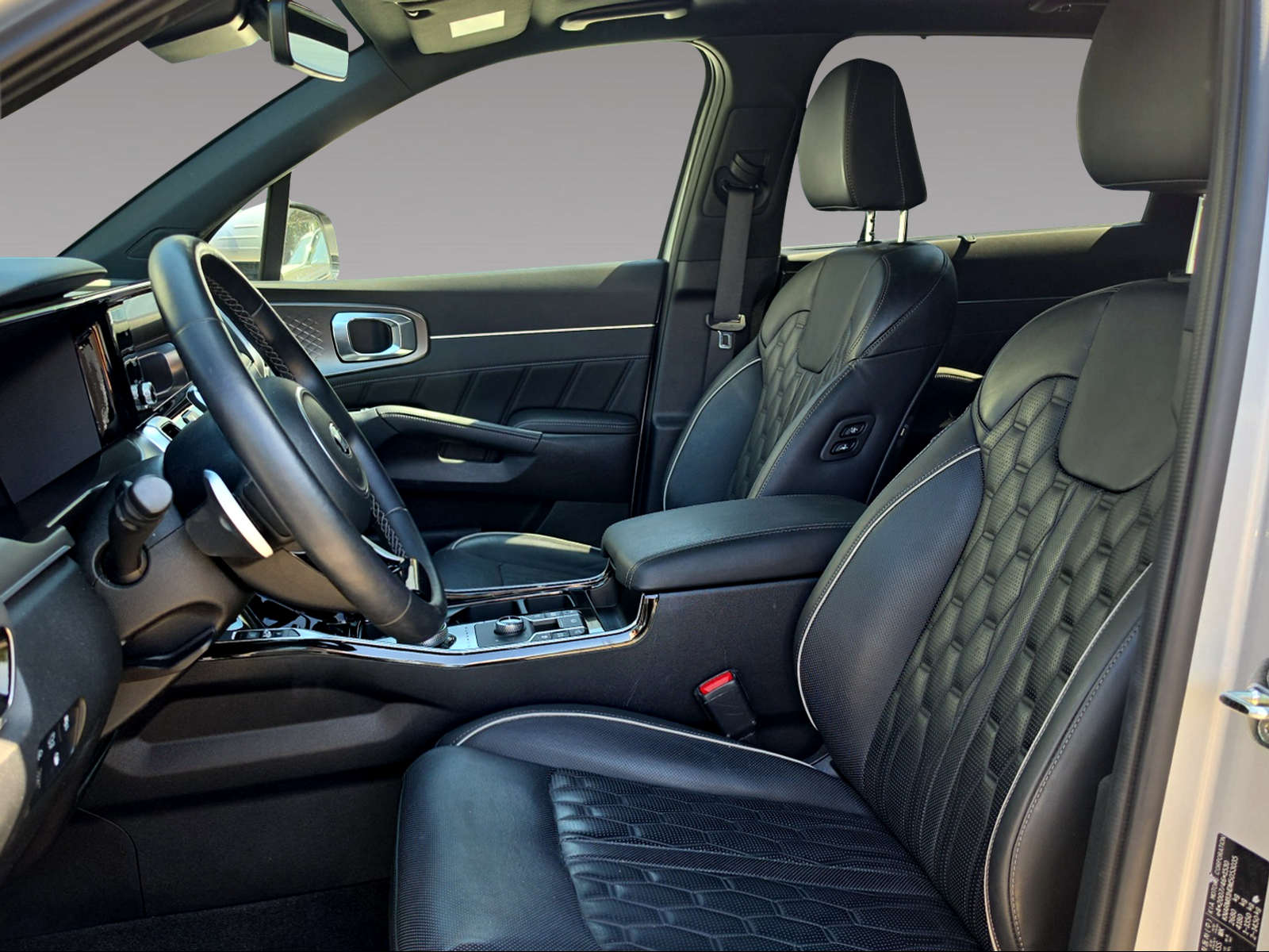 KIA Sorento 1.6 T-GDi Plug-in Hybrid Style 7P-image-7