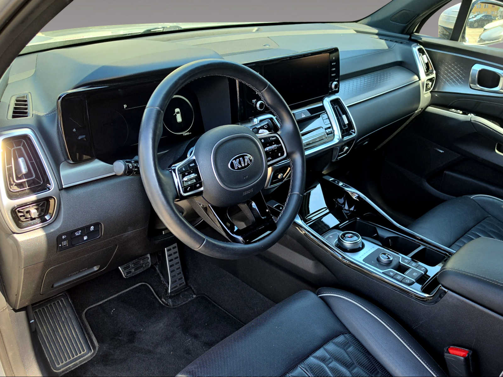 KIA Sorento 1.6 T-GDi Plug-in Hybrid Style 7P-image-8