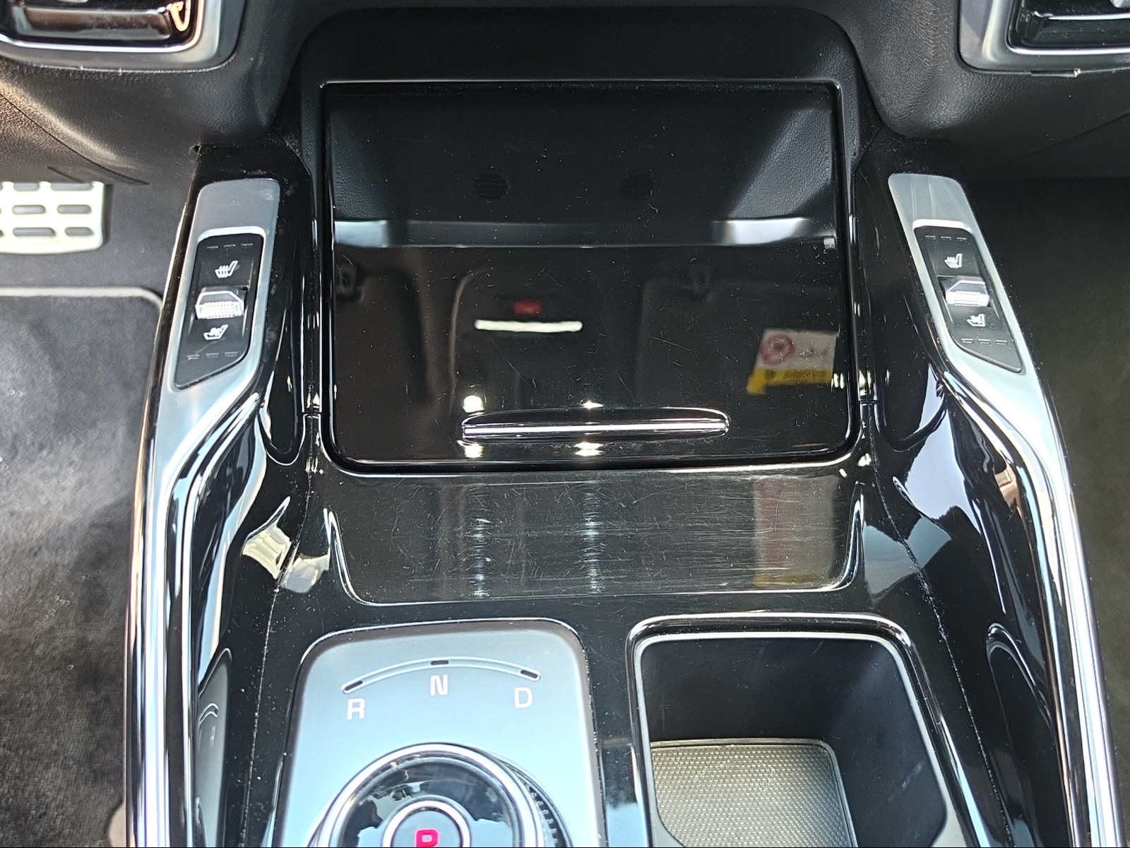 KIA Sorento 1.6 T-GDi Plug-in Hybrid Style 7P-image-13