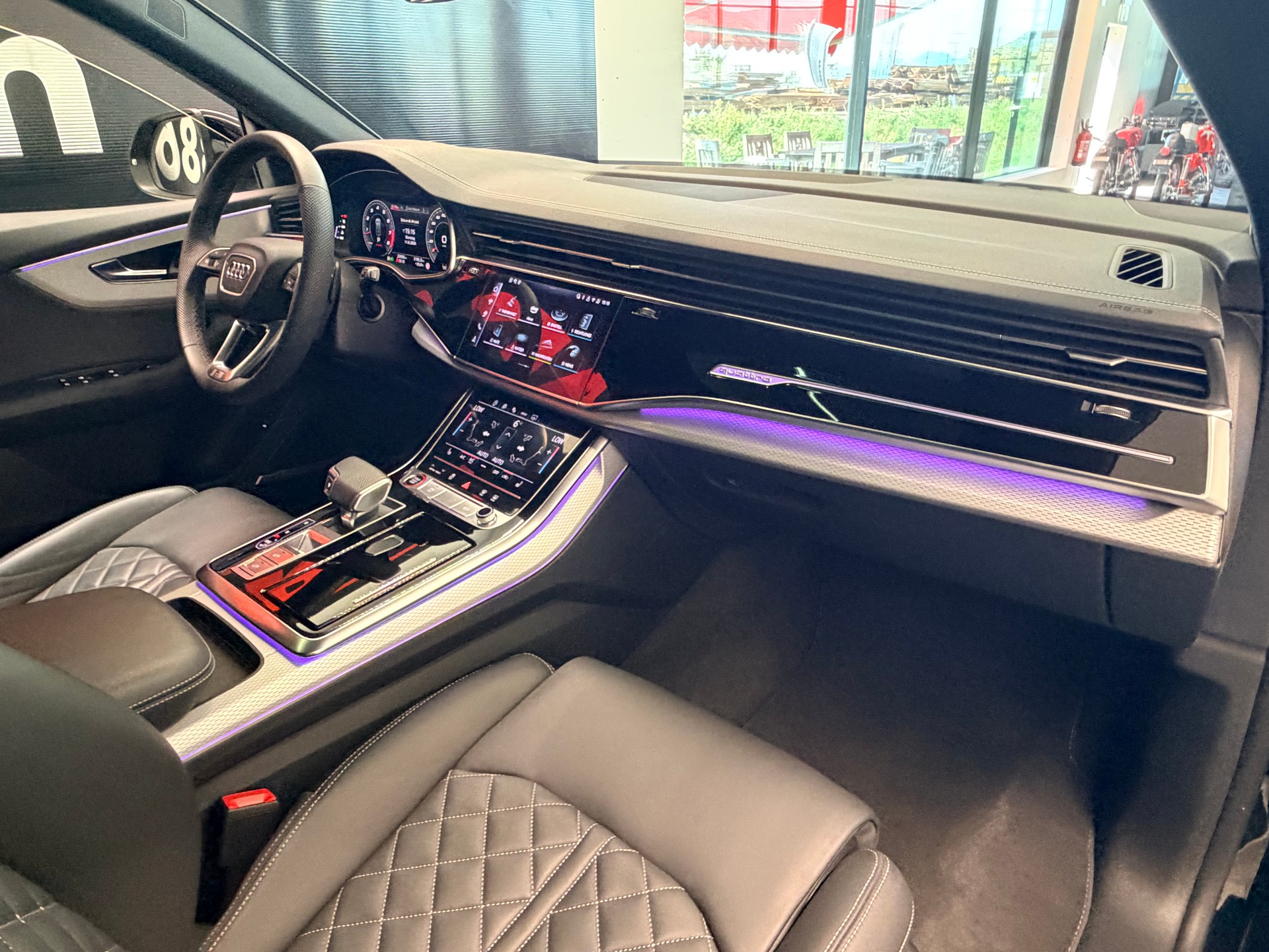 AUDI SQ8 SUV TFSI quattro tiptronic-image-20