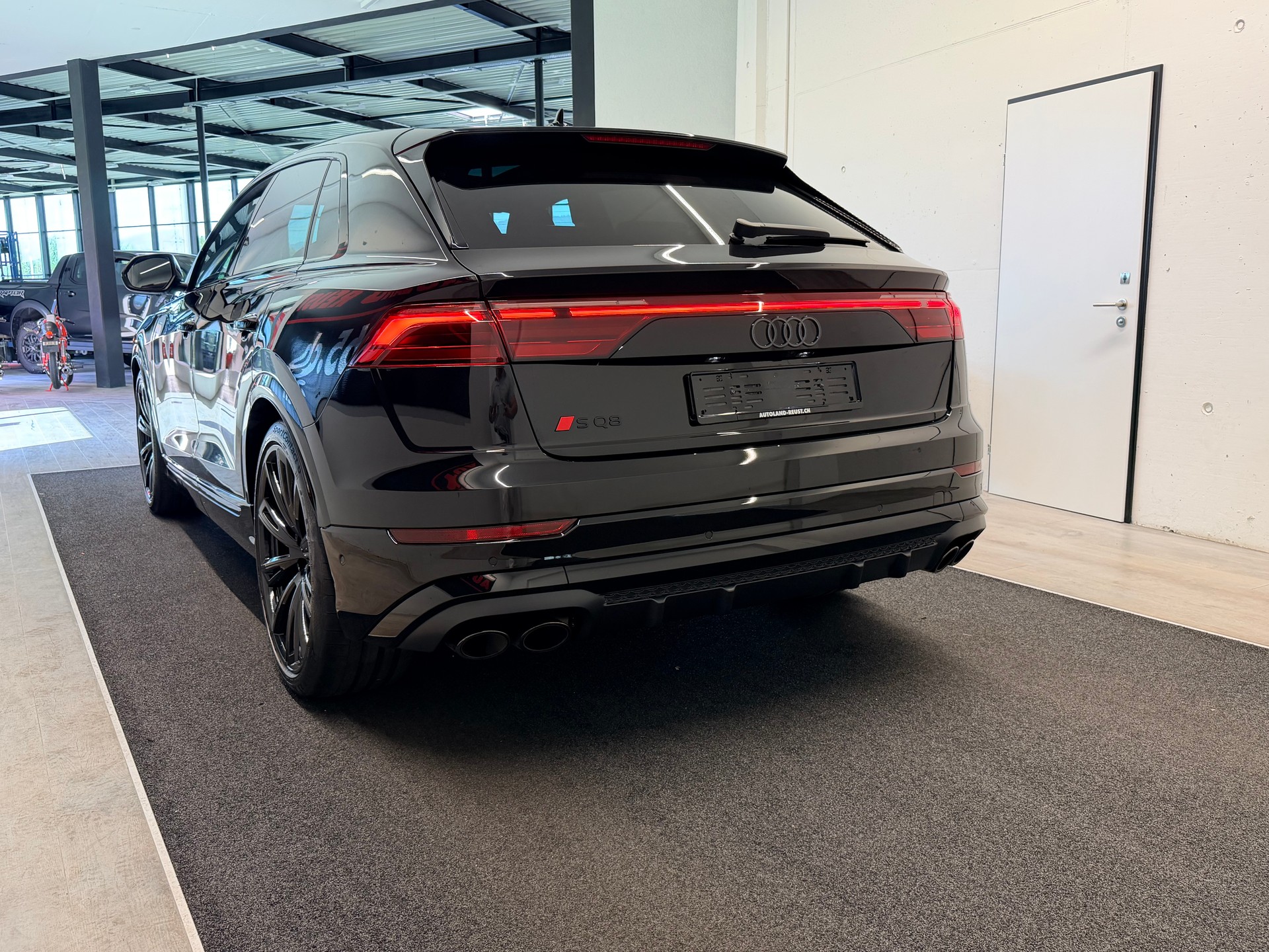 AUDI SQ8 SUV TFSI quattro tiptronic-image-7