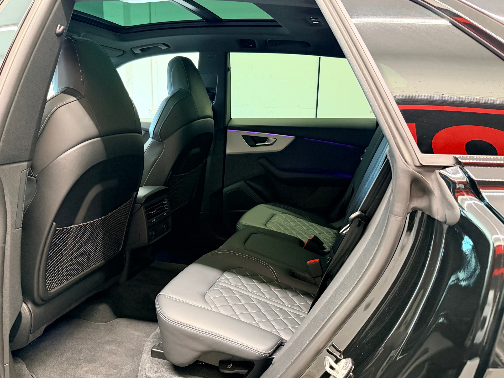 AUDI SQ8 SUV TFSI quattro tiptronic-image-17