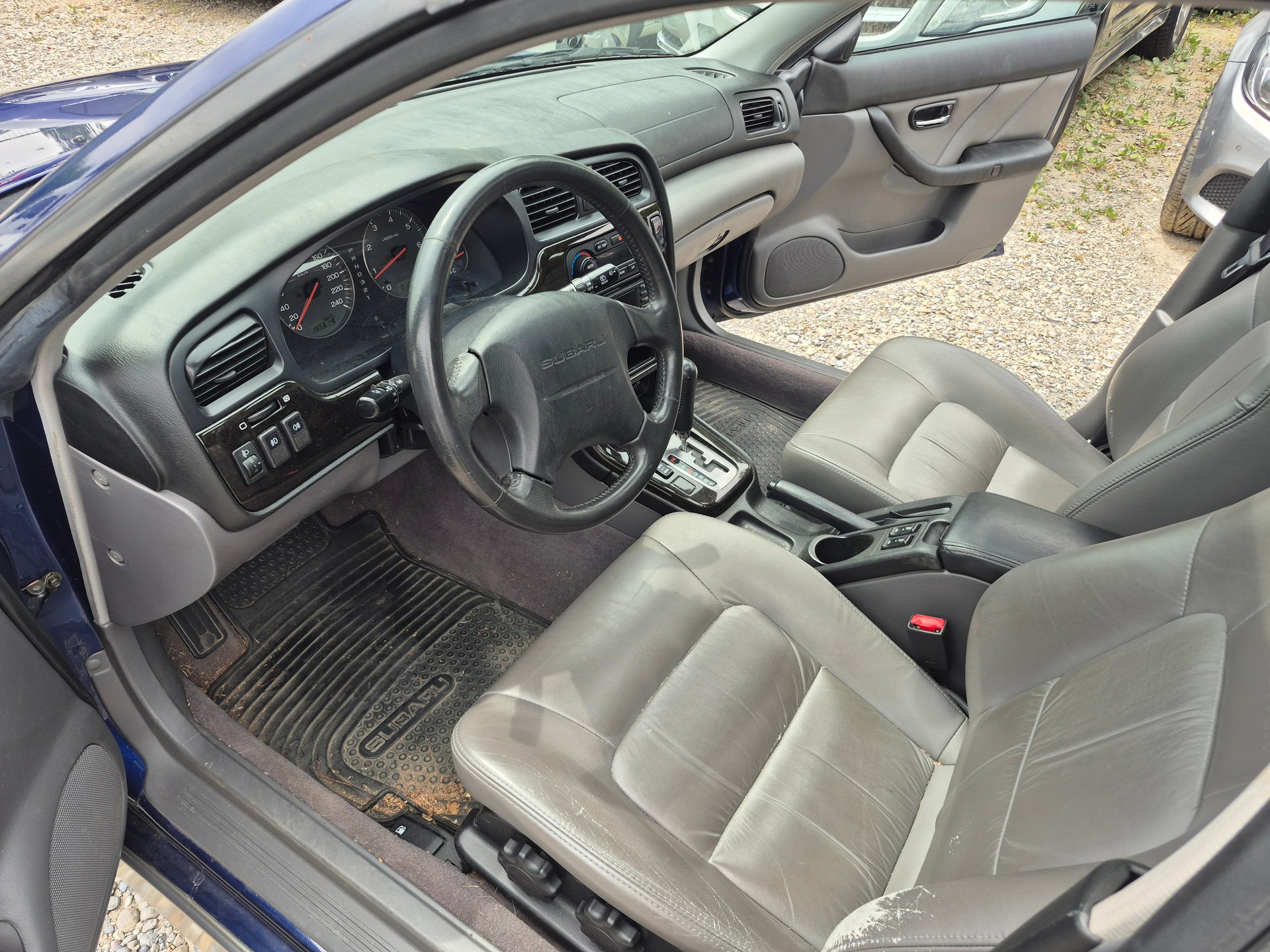 SUBARU Outback 2.5i AWD AUTOMAT-image-5