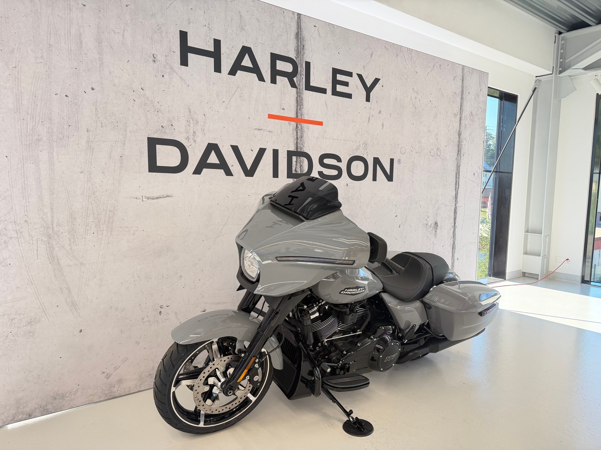 HARLEY-DAVIDSON FLHX Street Glide 117-image-4