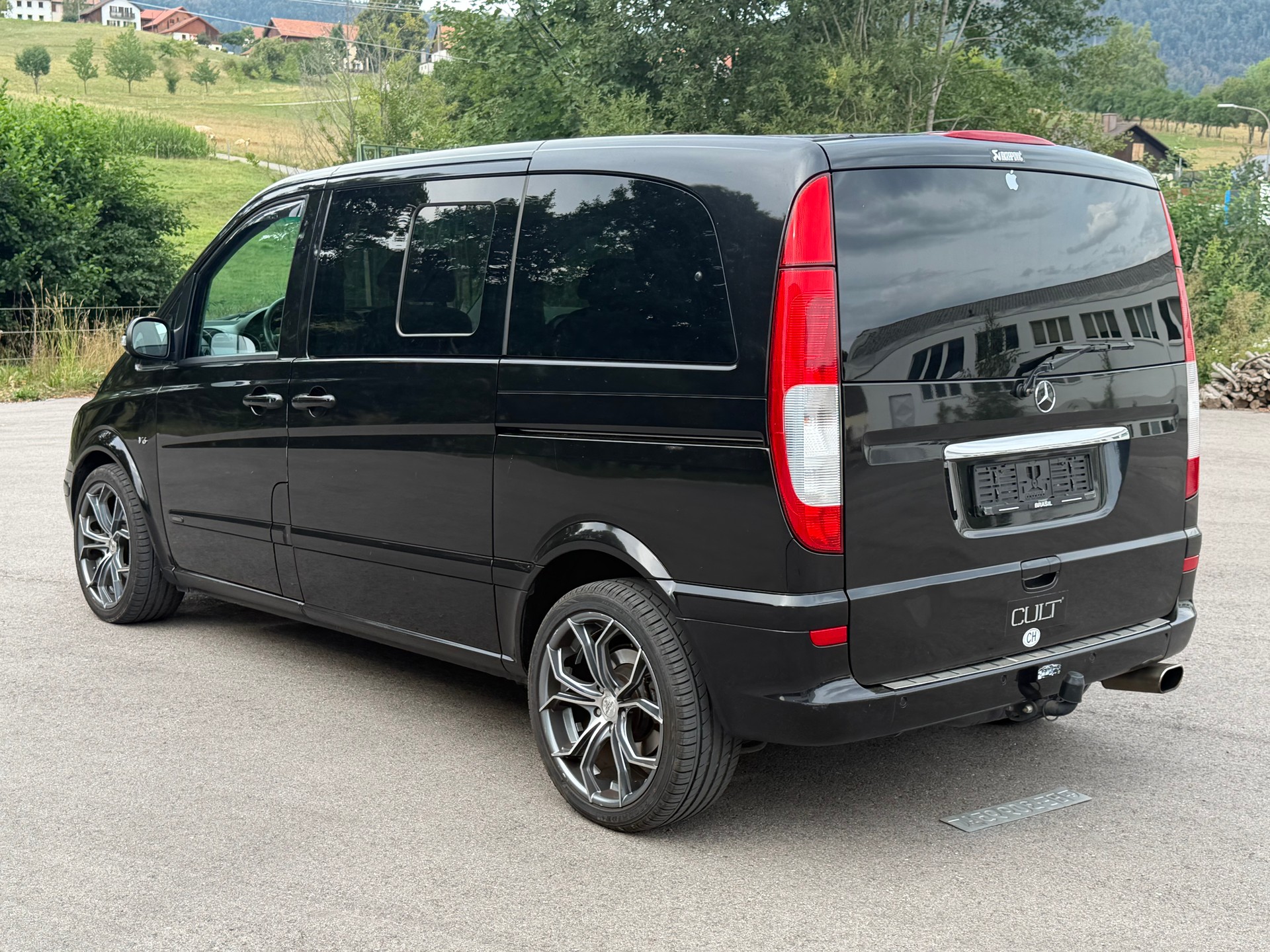 MERCEDES-BENZ Viano 3.0 CDI Ambiente Automat-image-2