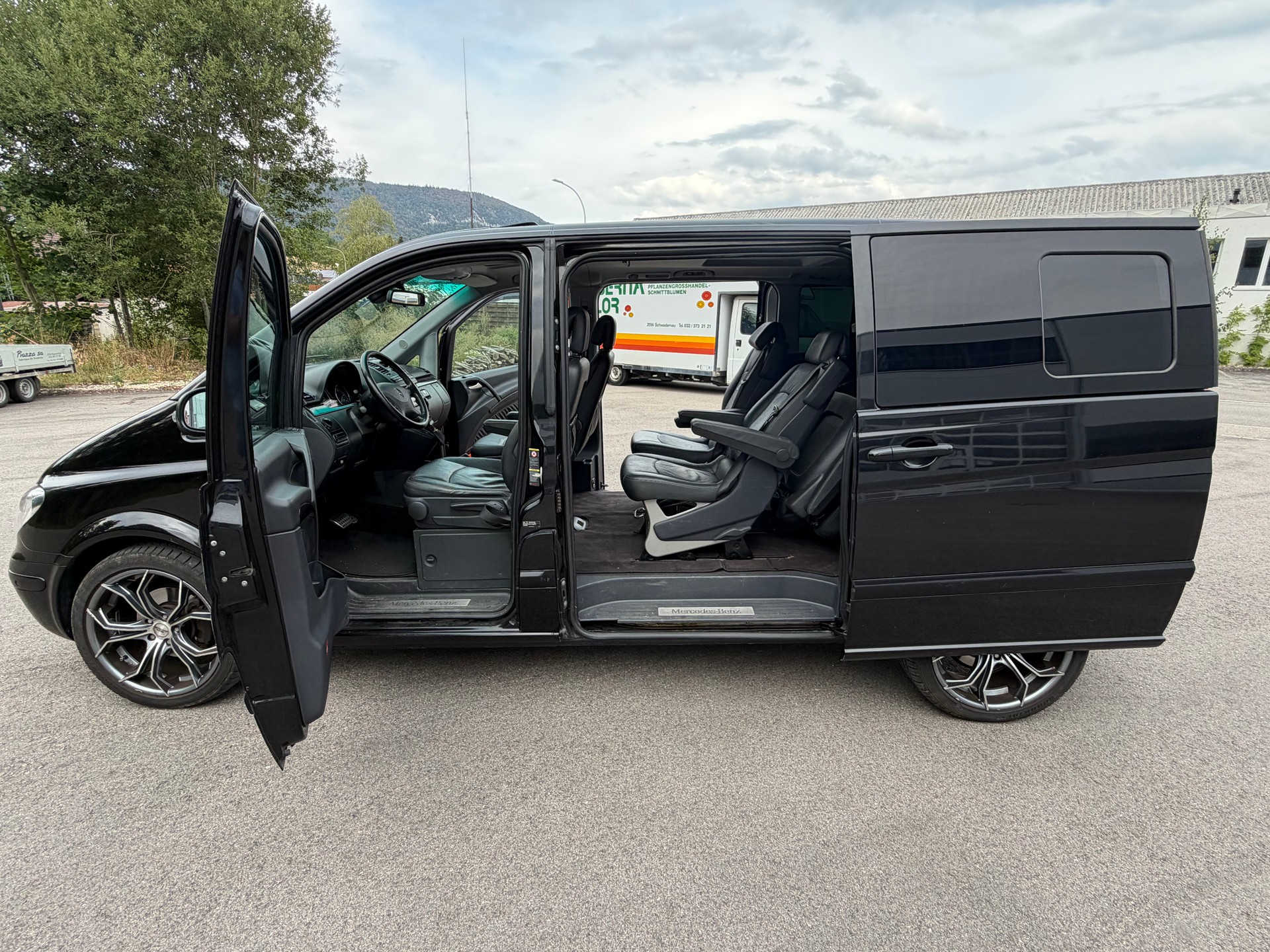 MERCEDES-BENZ Viano 3.0 CDI Ambiente Automat-image-9