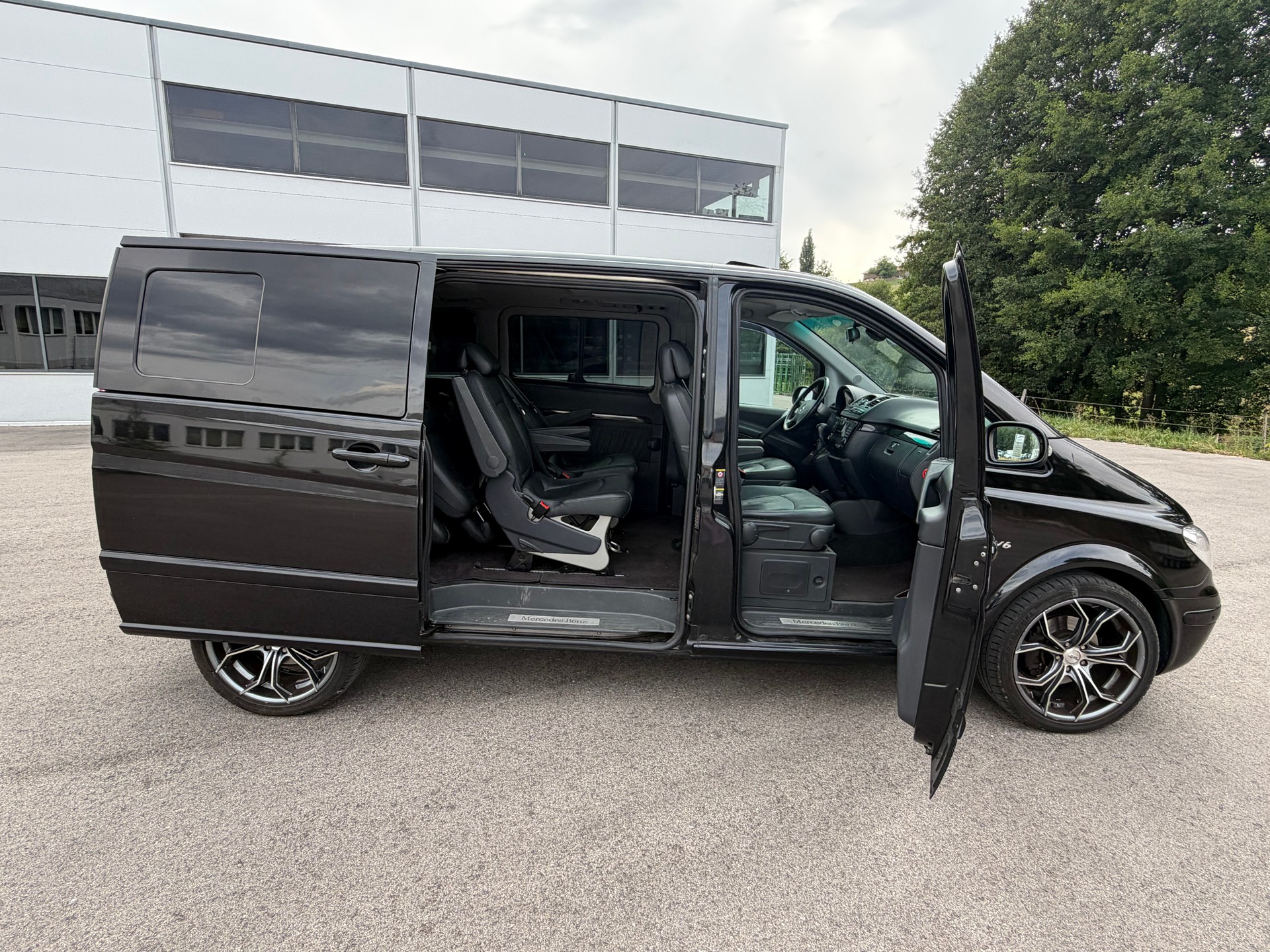 MERCEDES-BENZ Viano 3.0 CDI Ambiente Automat-image-6