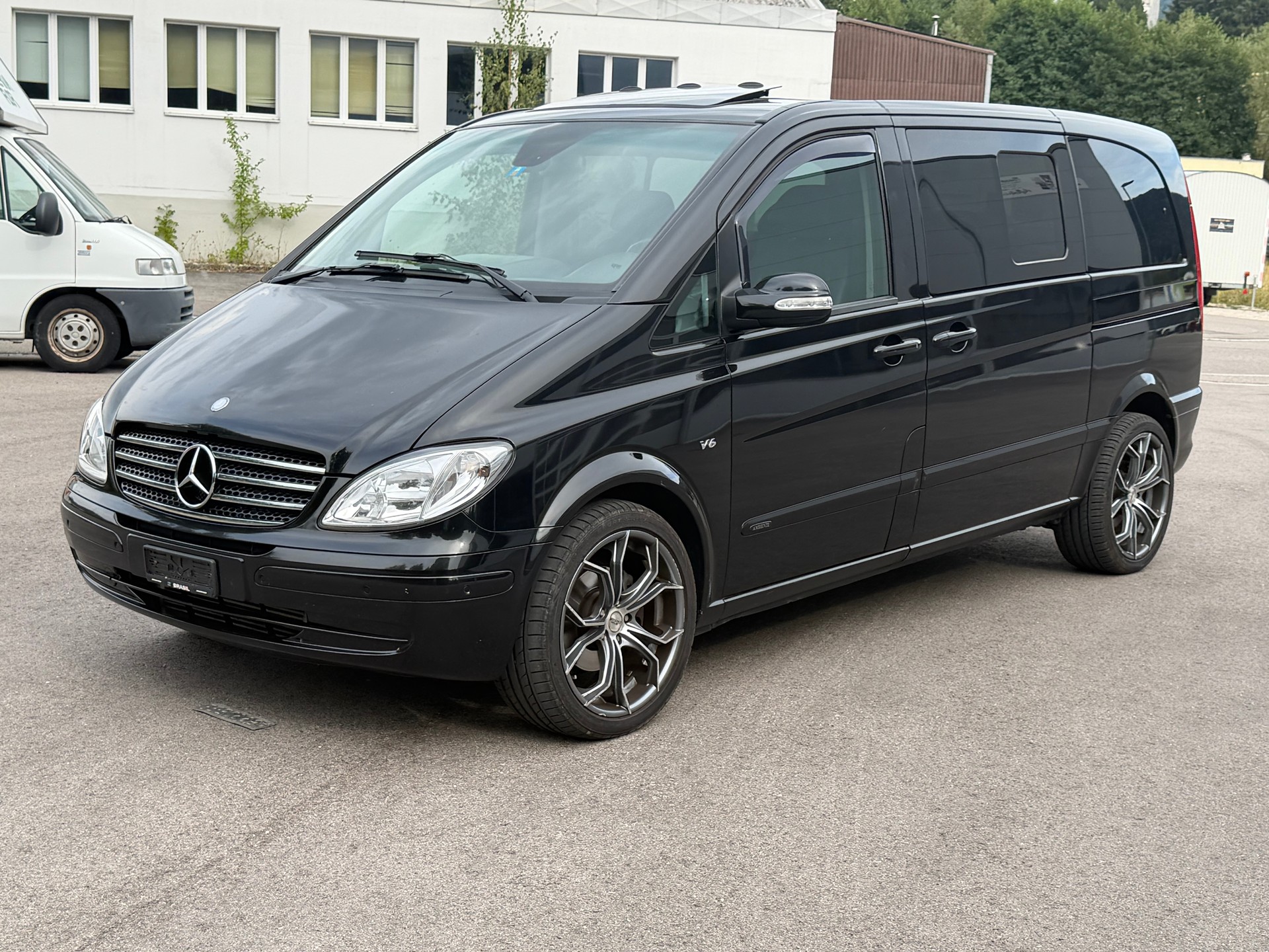 MERCEDES-BENZ Viano 3.0 CDI Ambiente Automat-image-0