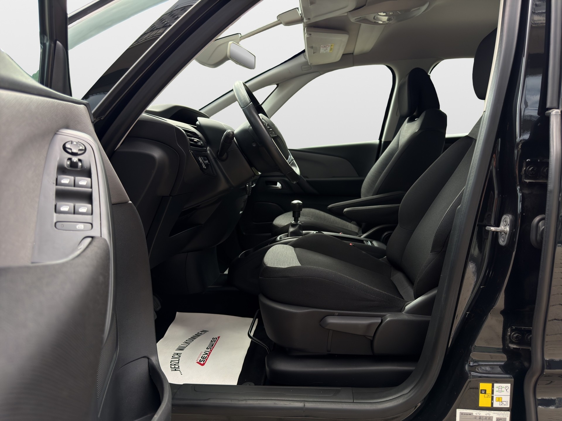 CITROEN C4 Picasso 1.2 Pure Tech Feel*Frisch ab MFK,1 Jahr oder 20000km Garantie*-image-9