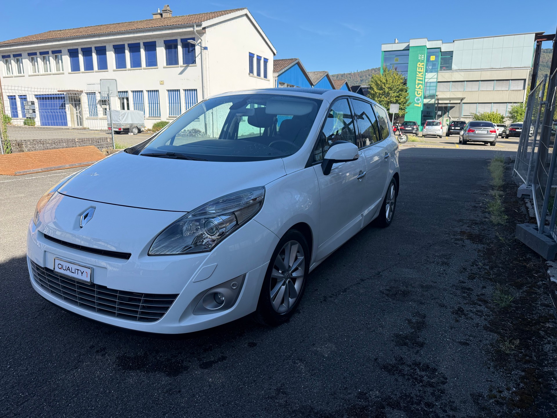 RENAULT Grand Scénic 2.0 16V Expression X-Tronic CVT-image-1