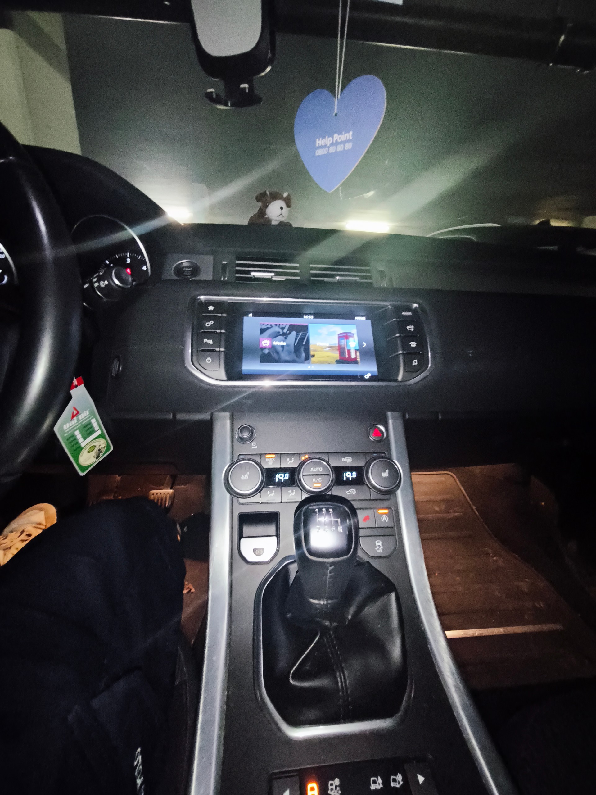 LAND ROVER 2.0 TD4 Pure-image-1