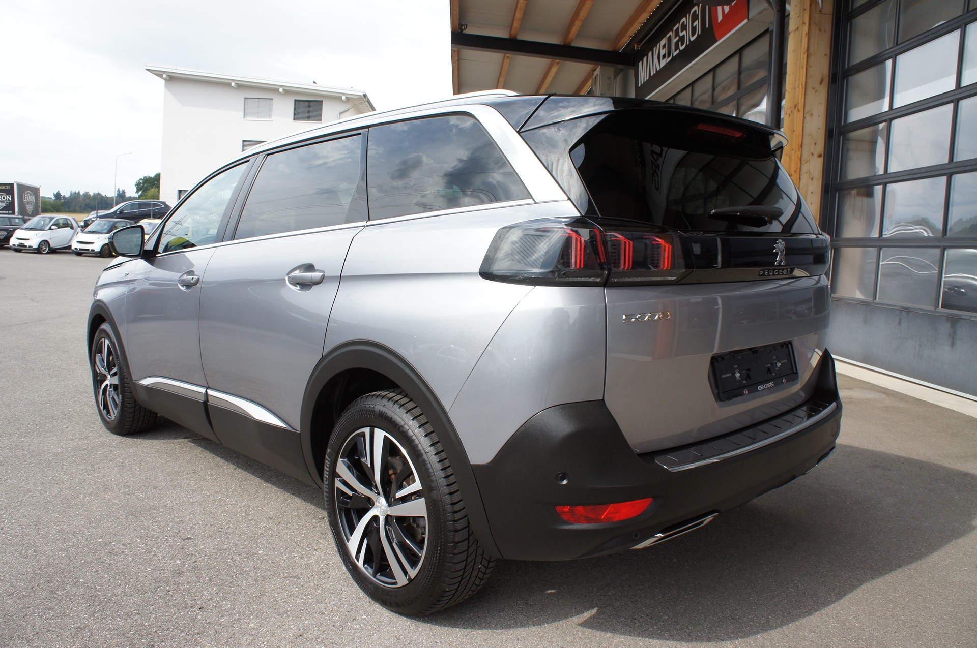 PEUGEOT 5008 1.5 BlueHDi GT EAT8-image-2